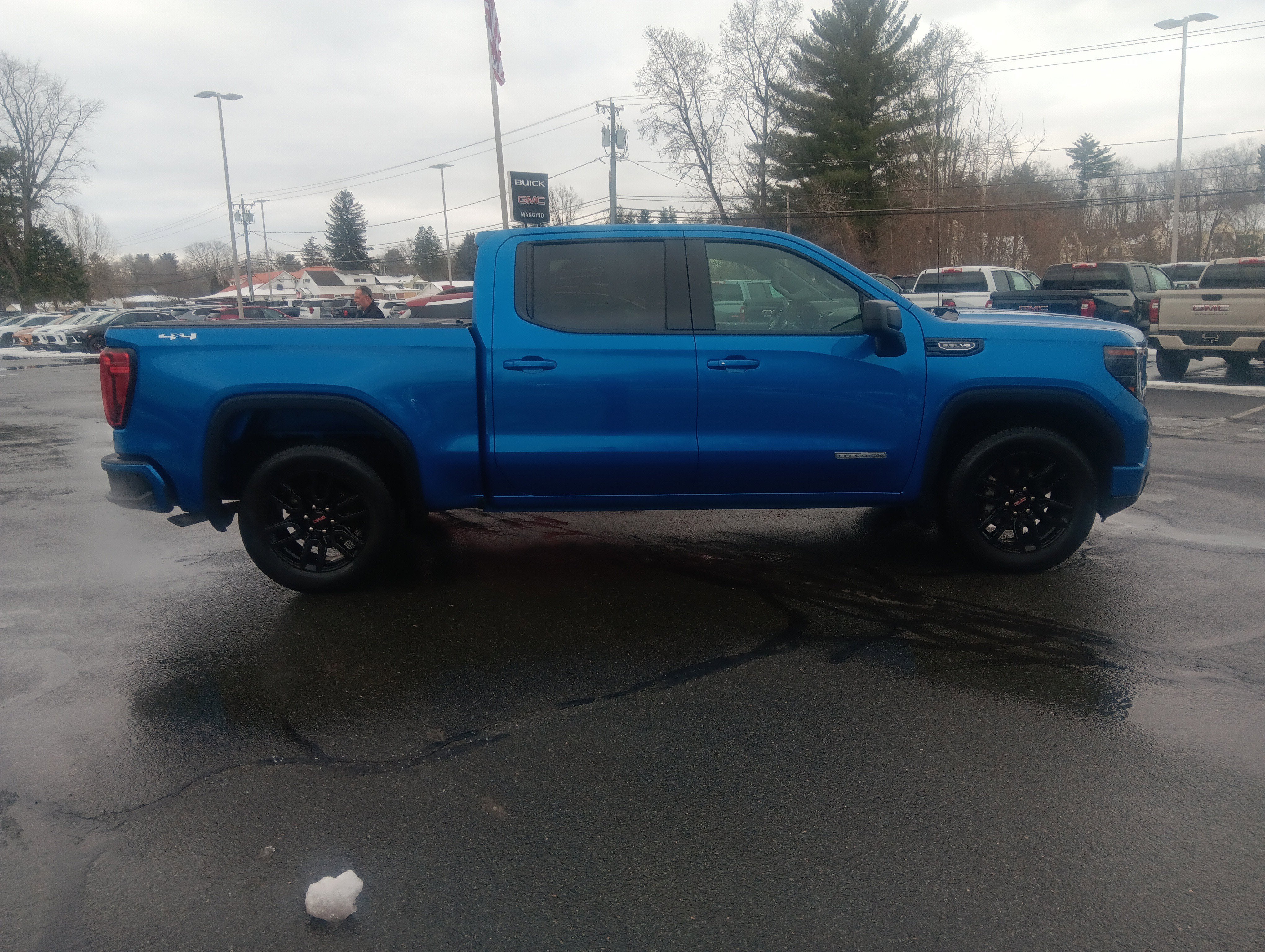 2023 GMC Sierra 1500 Elevation