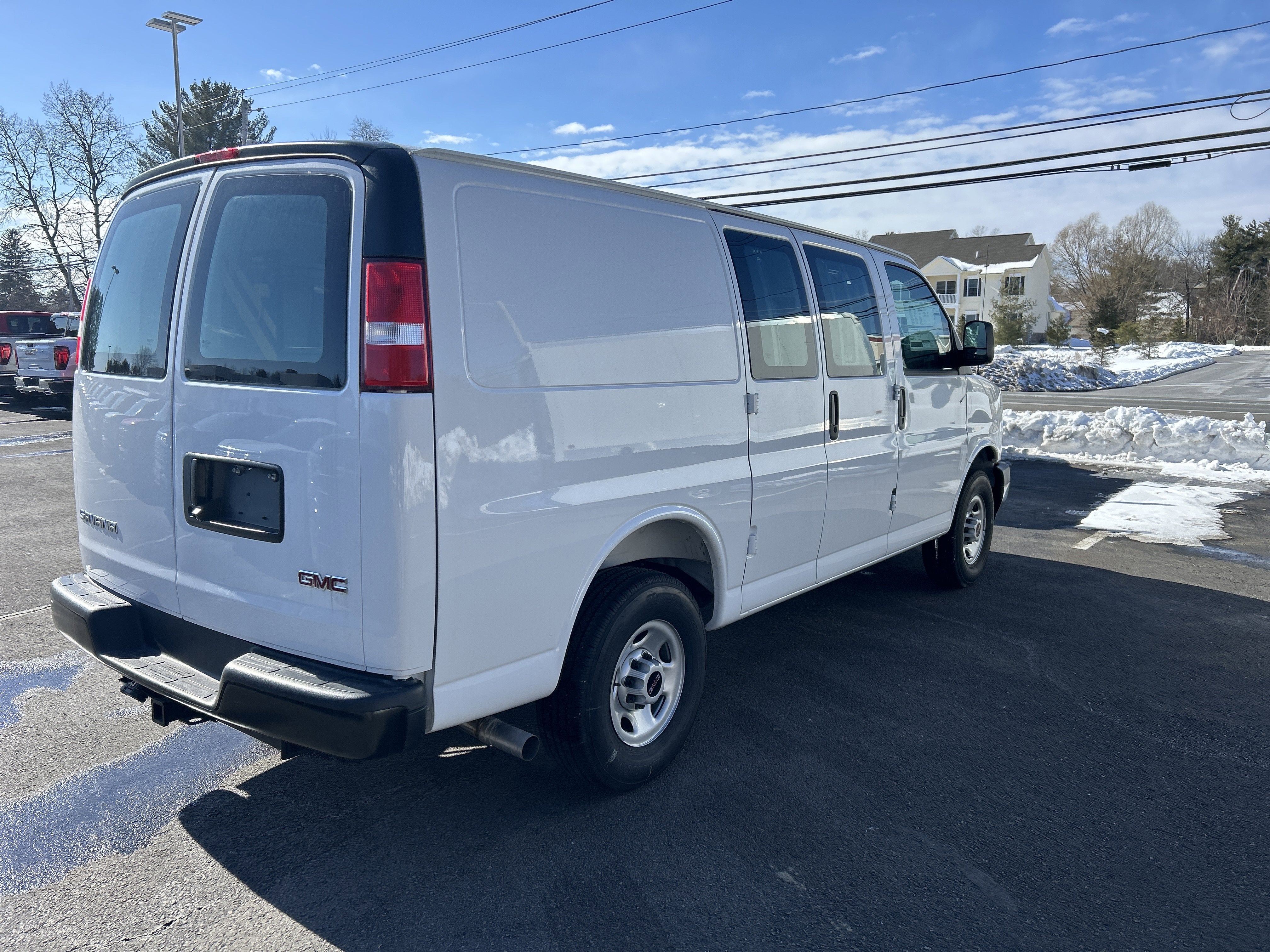 2025 GMC Savana Cargo Work Van