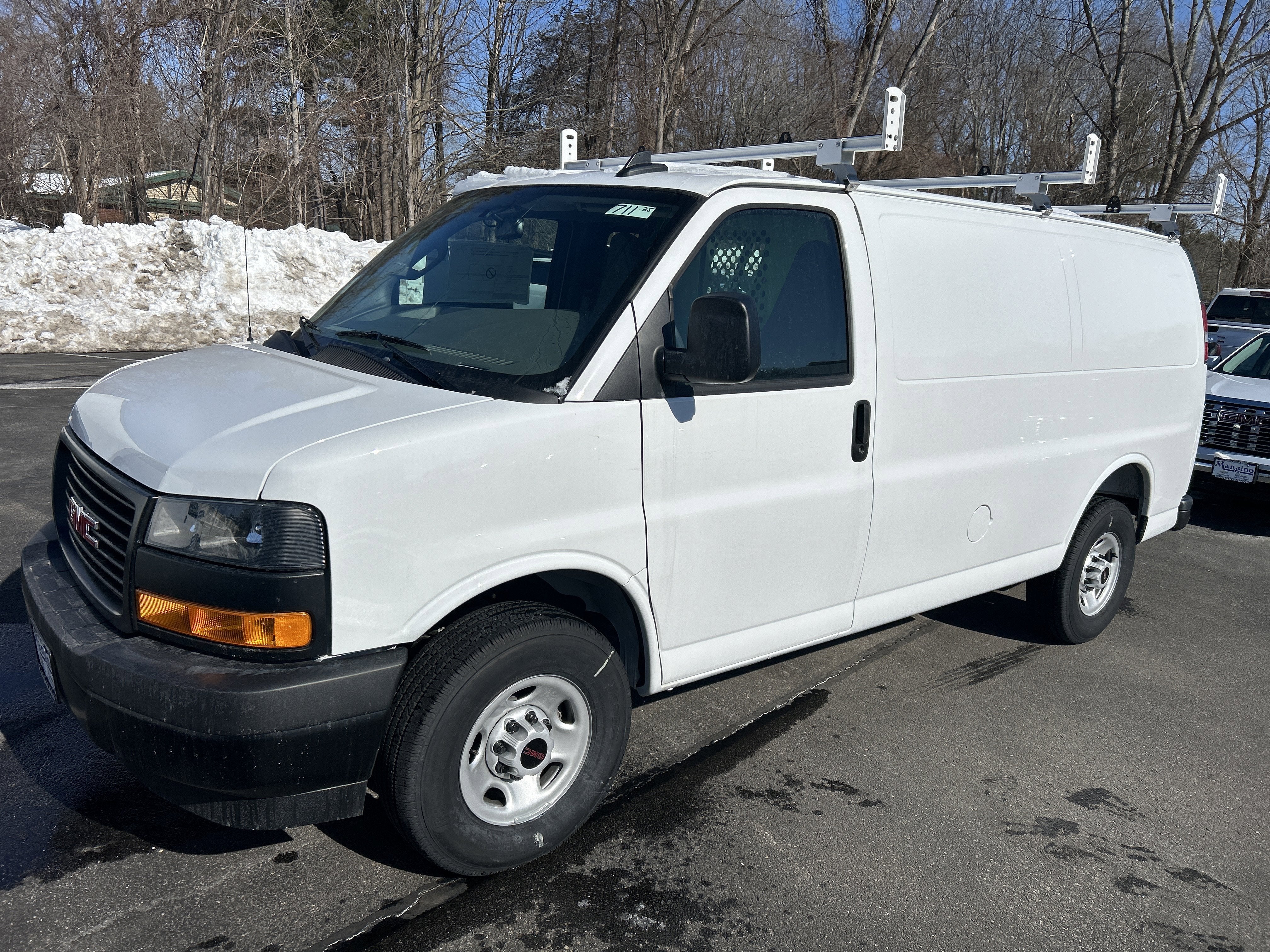 2025 GMC Savana Cargo Work Van