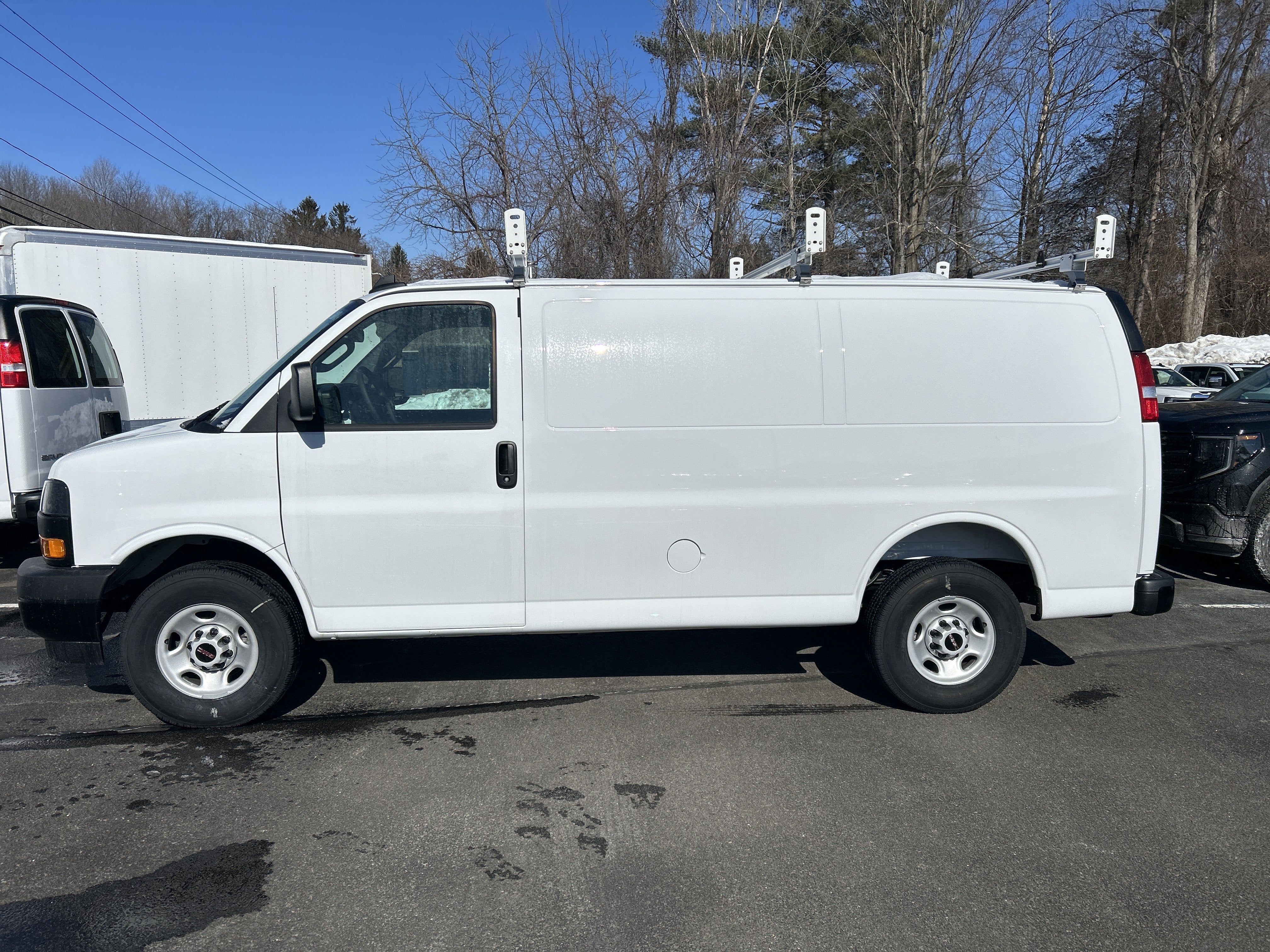 2025 GMC Savana Cargo Work Van