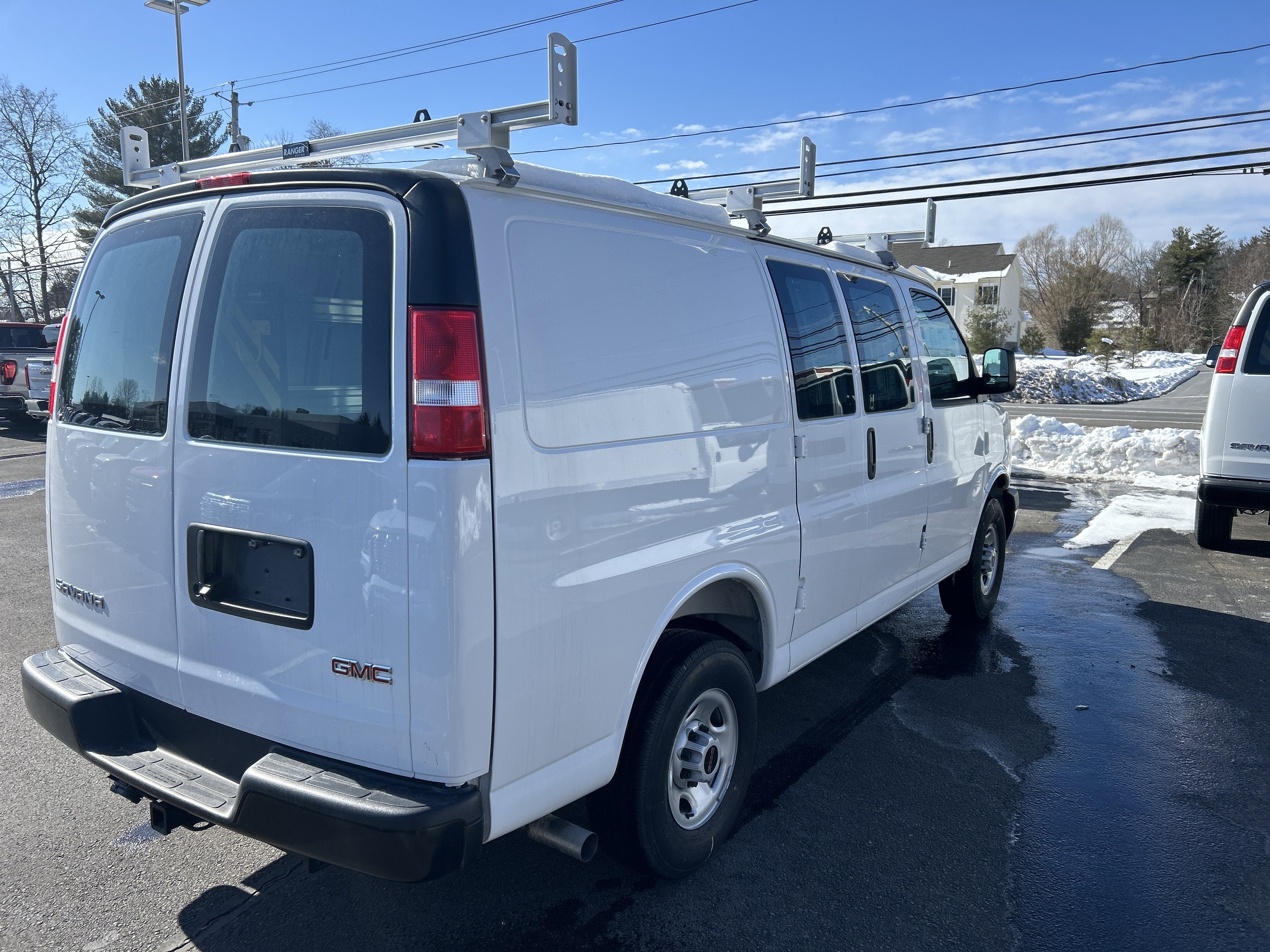 2025 GMC Savana Cargo Work Van
