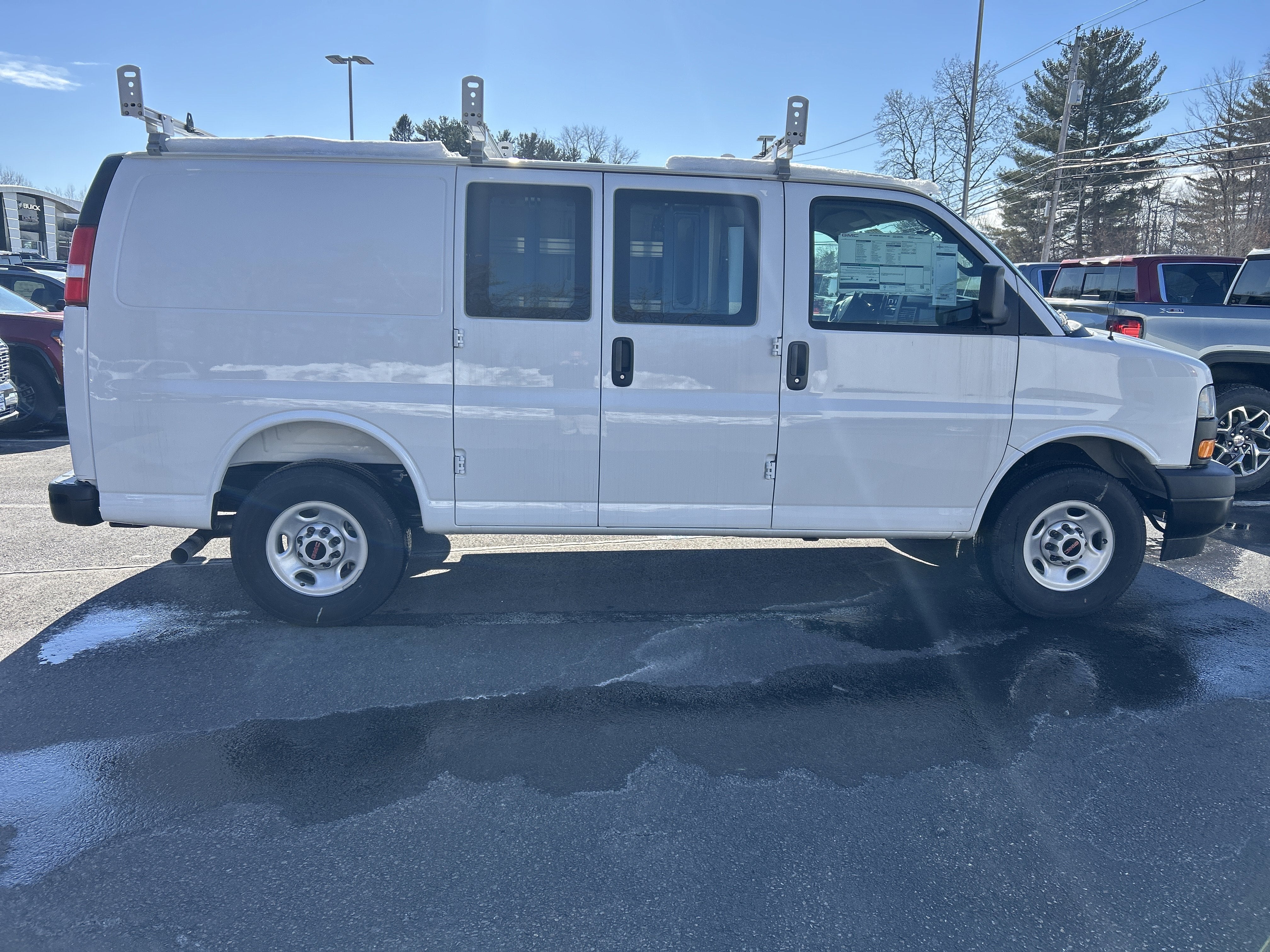 2025 GMC Savana Cargo Work Van