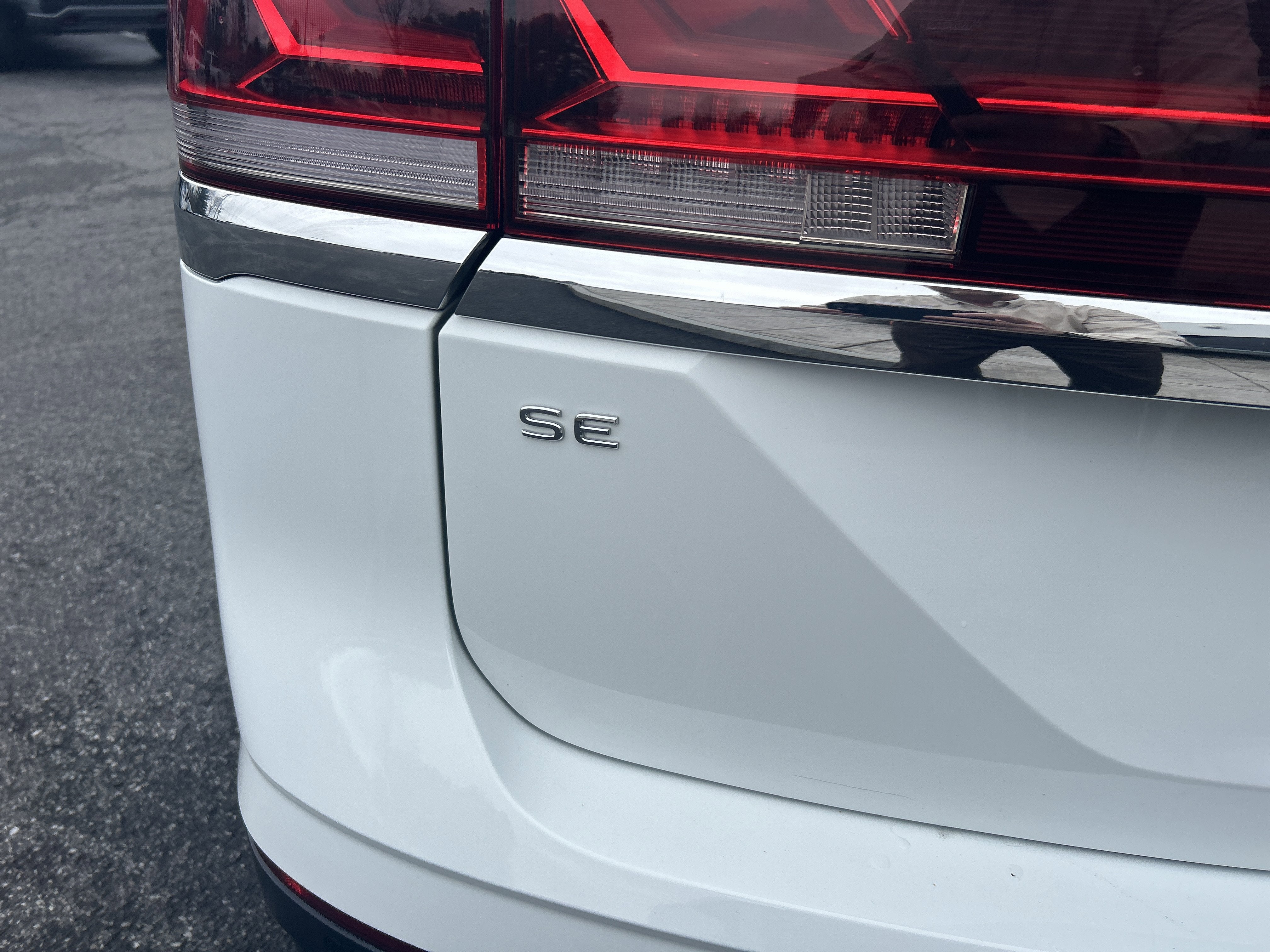 2025 Volkswagen Atlas 2.0T SE w/Technology