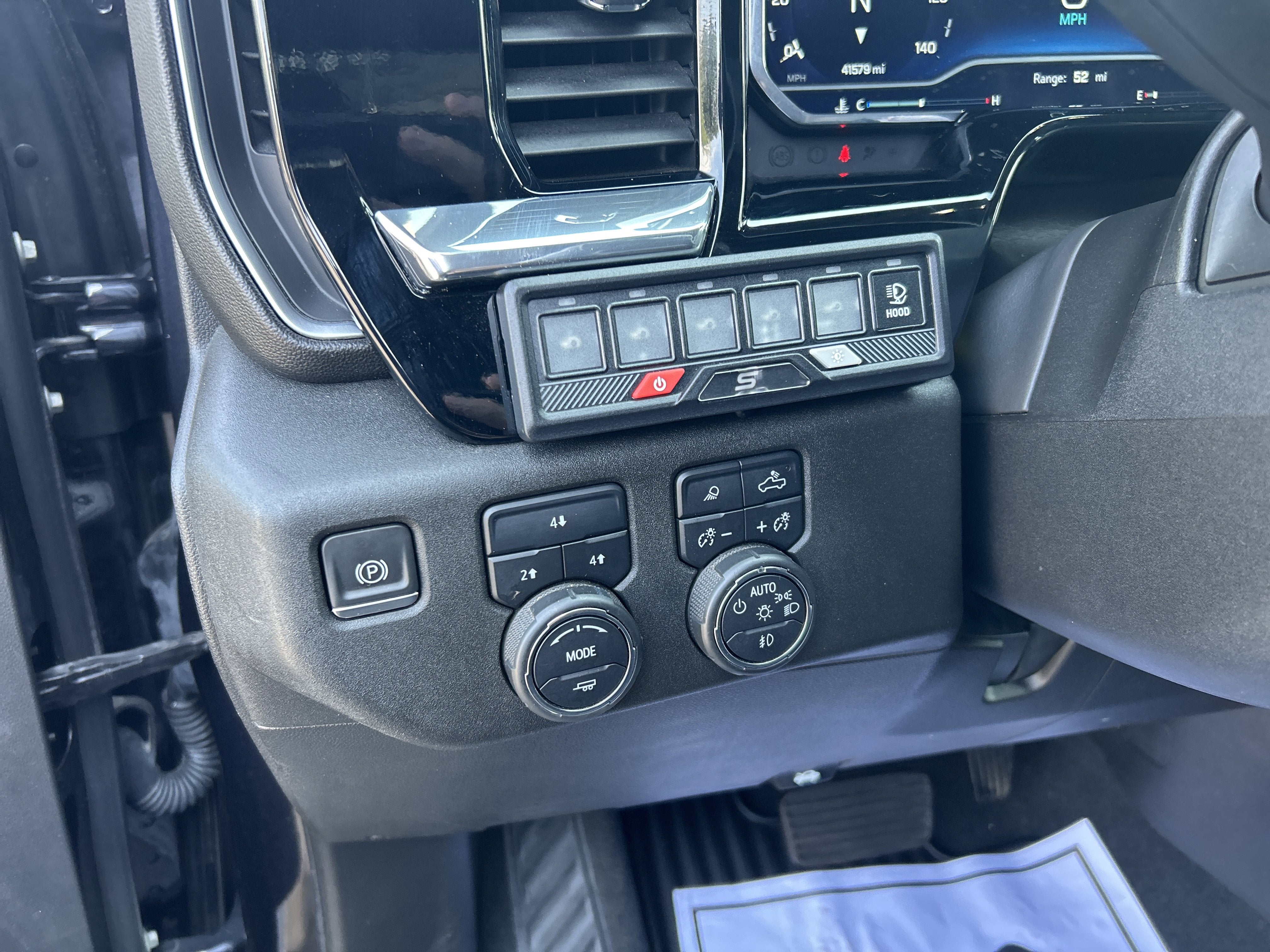 2024 Chevrolet Silverado 2500HD LT - Photo 21
