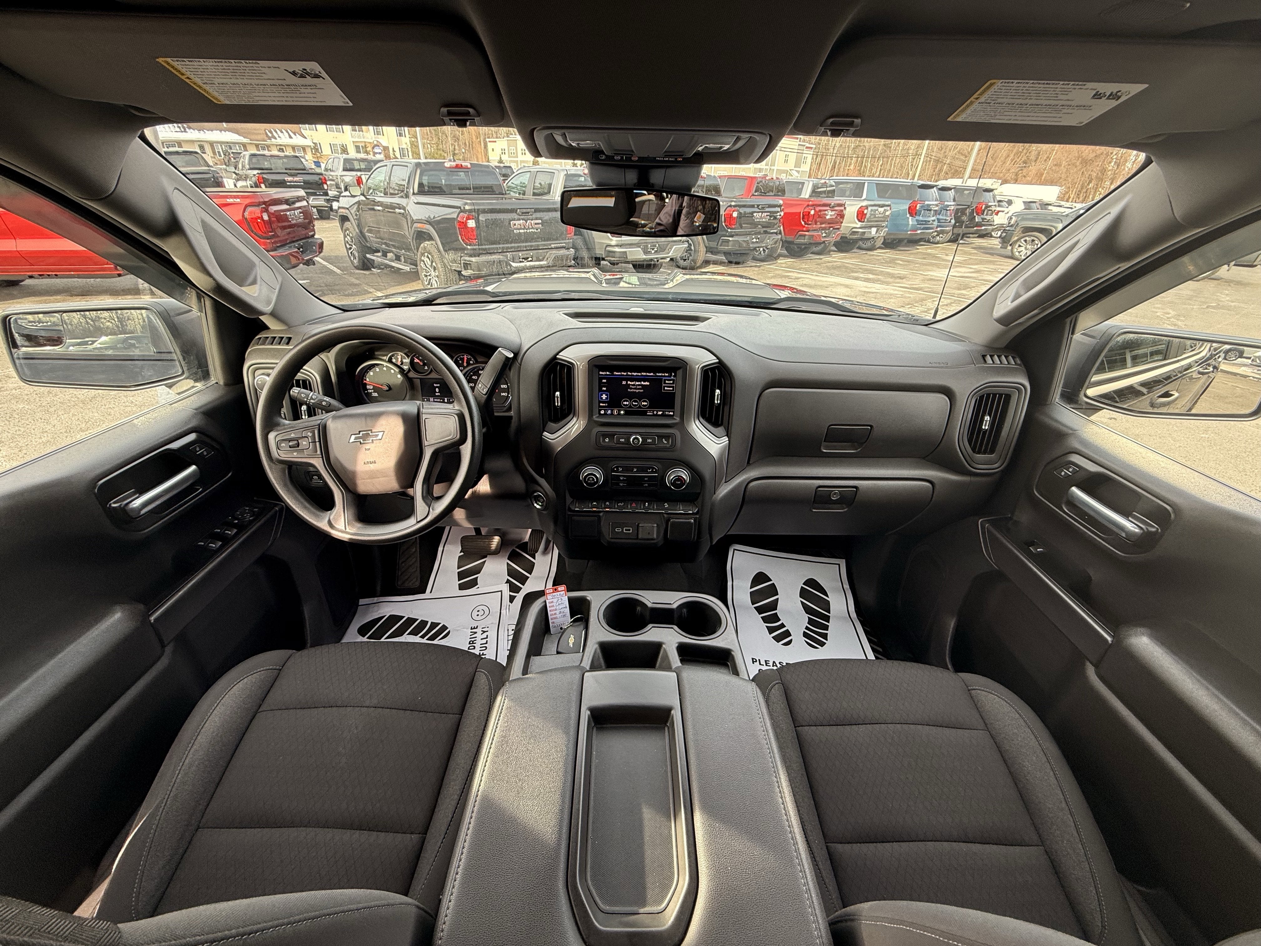 2023 Chevrolet Silverado 1500 Custom Trail Boss