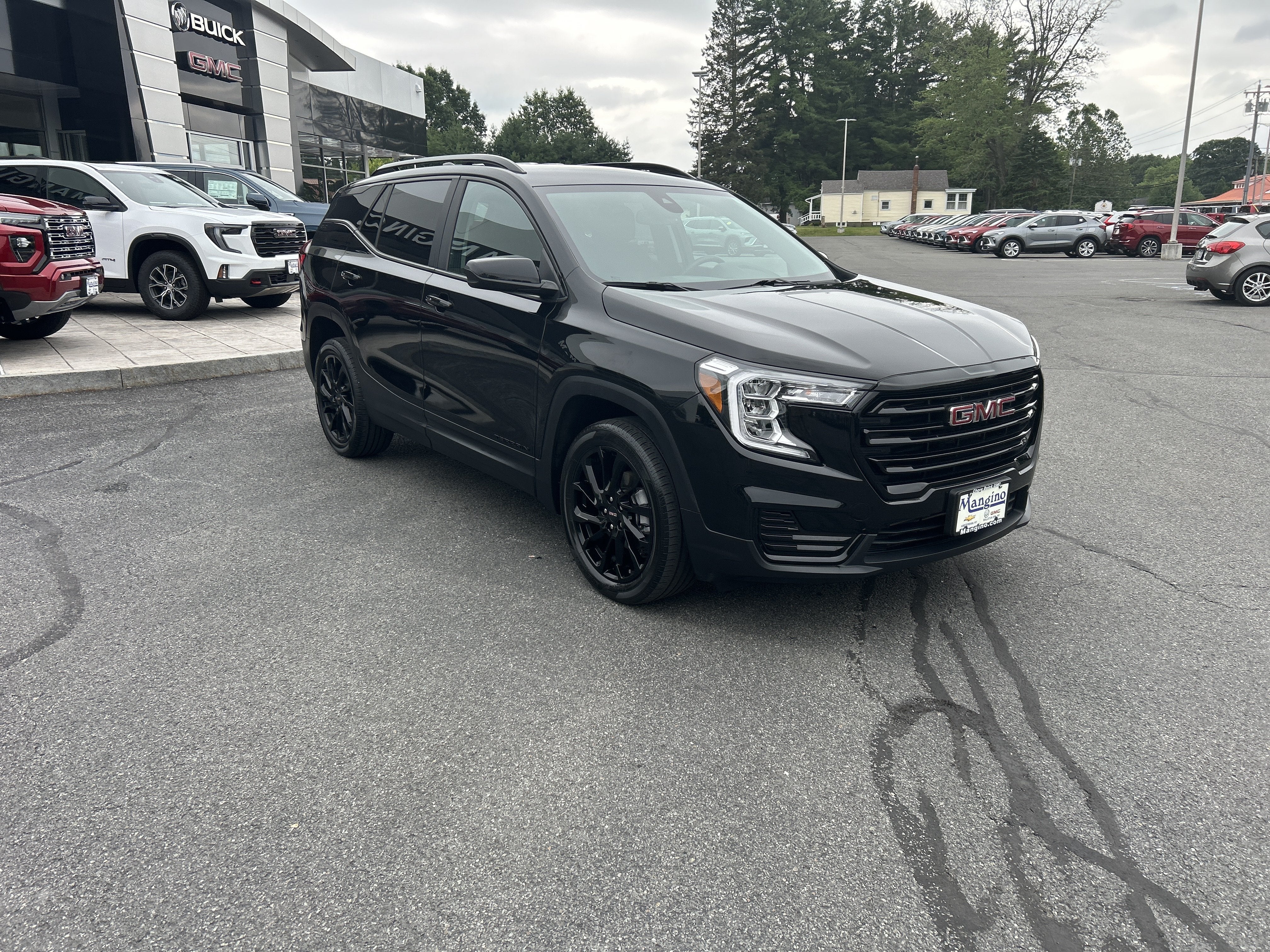 2023 GMC Terrain SLE