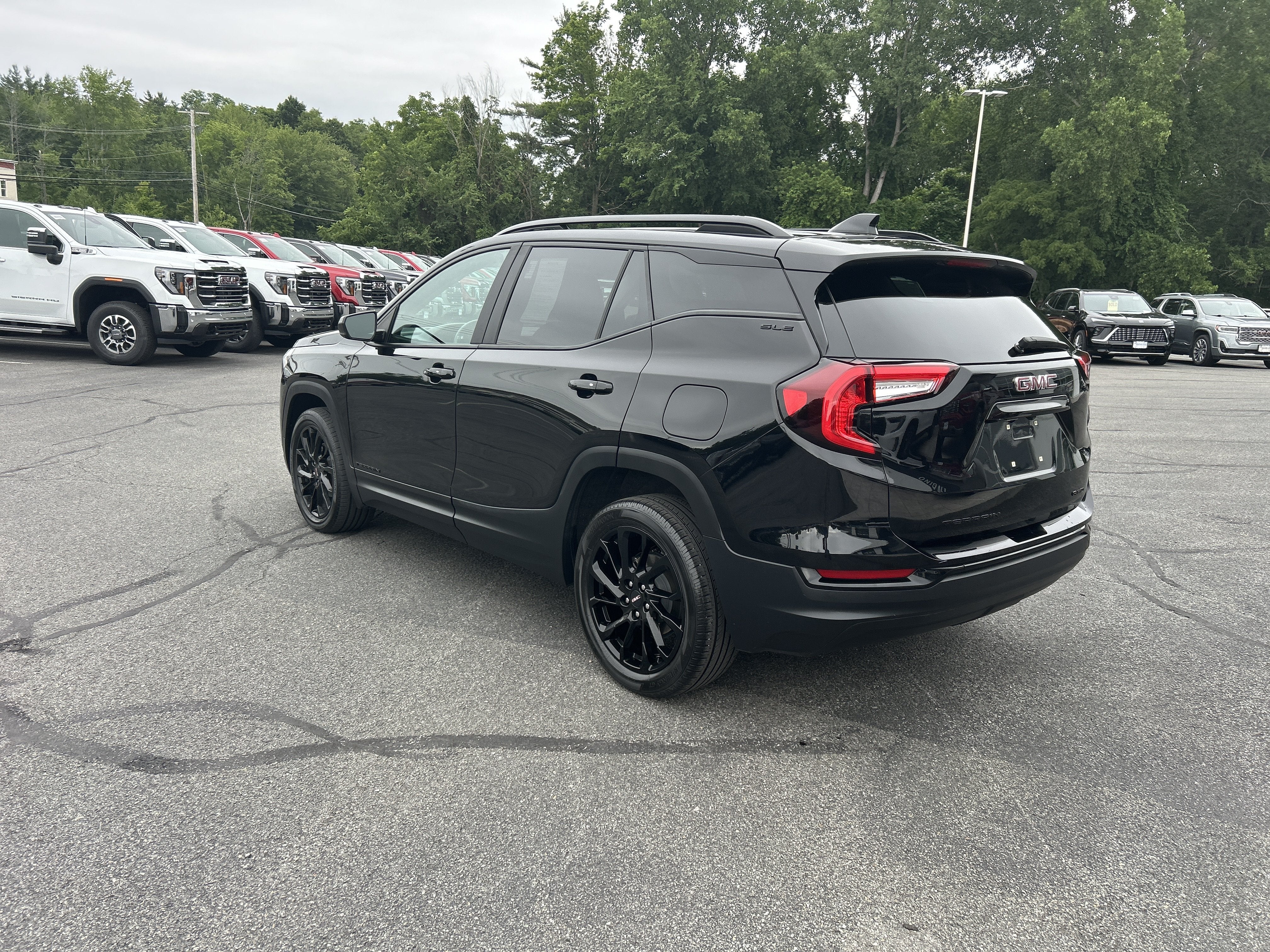 2023 GMC Terrain SLE