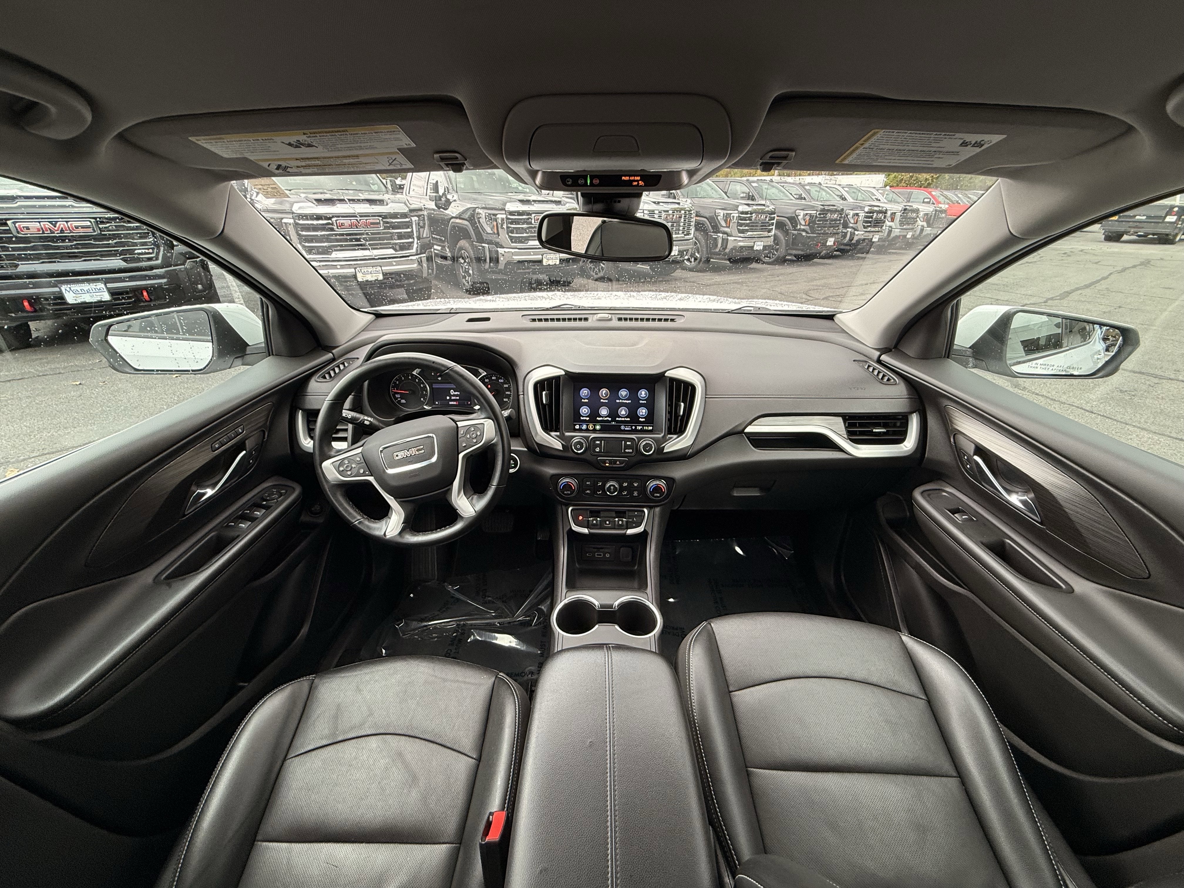 2023 GMC Terrain SLT