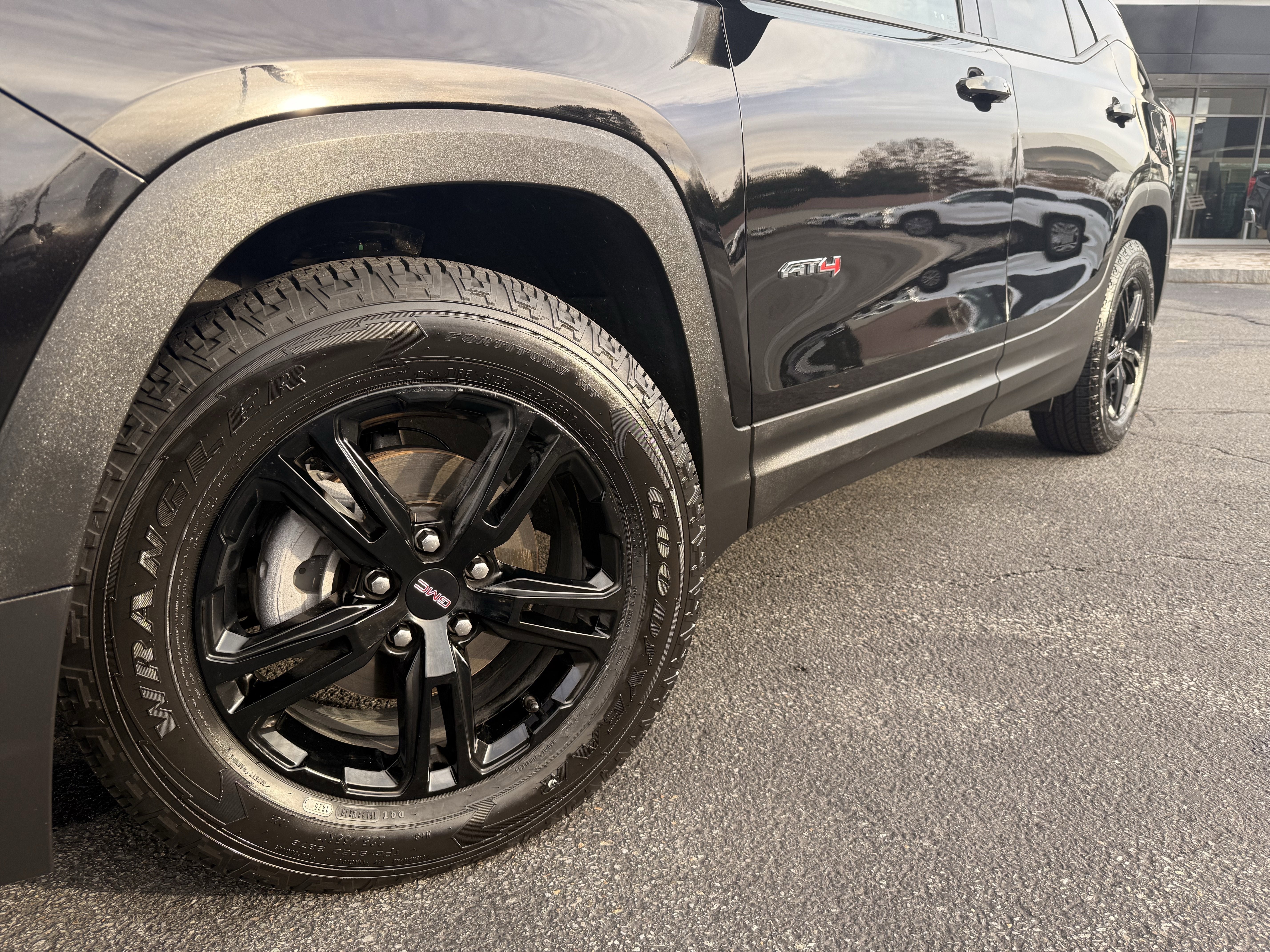 2023 GMC Terrain AT4