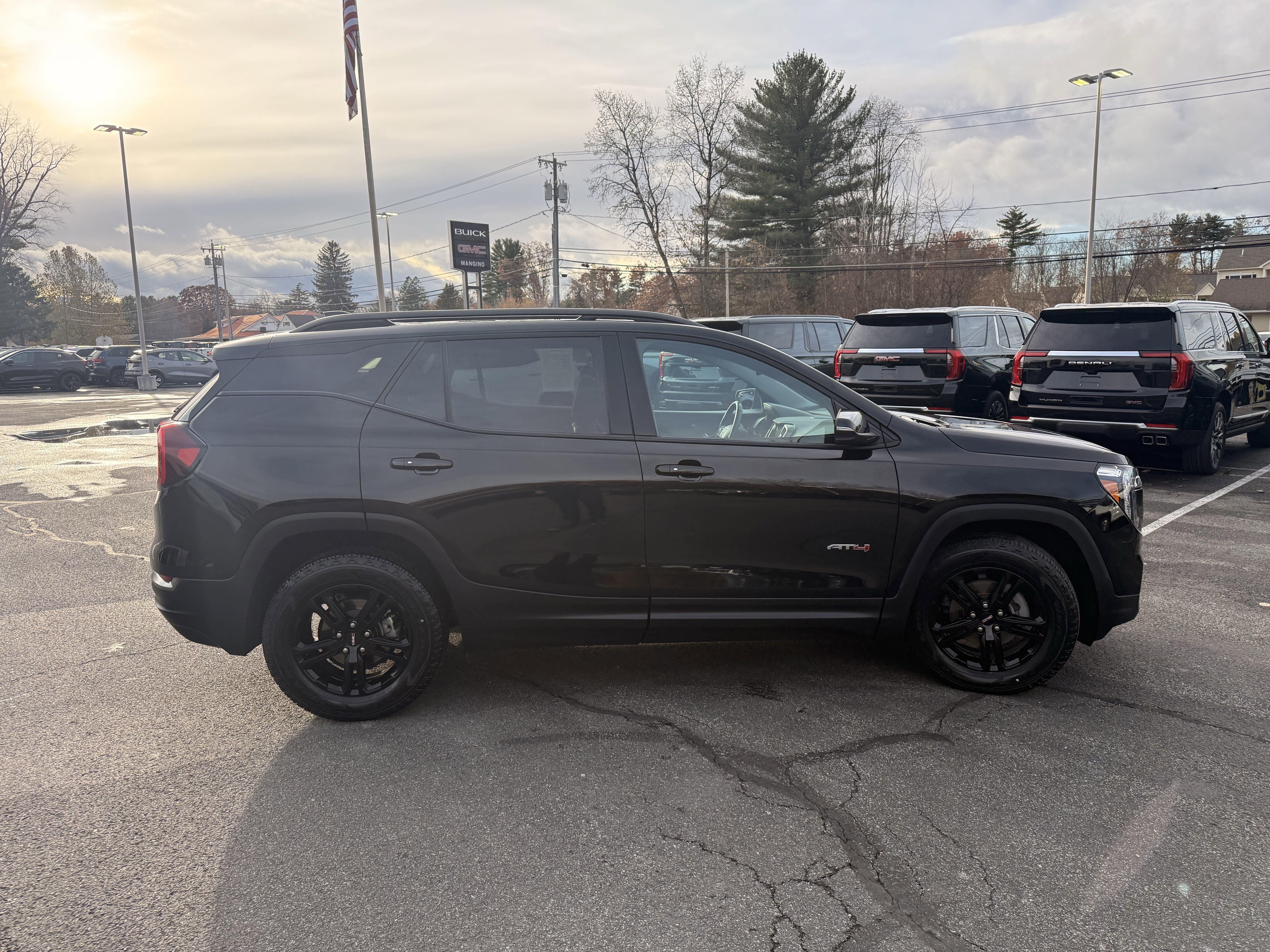 2023 GMC Terrain AT4