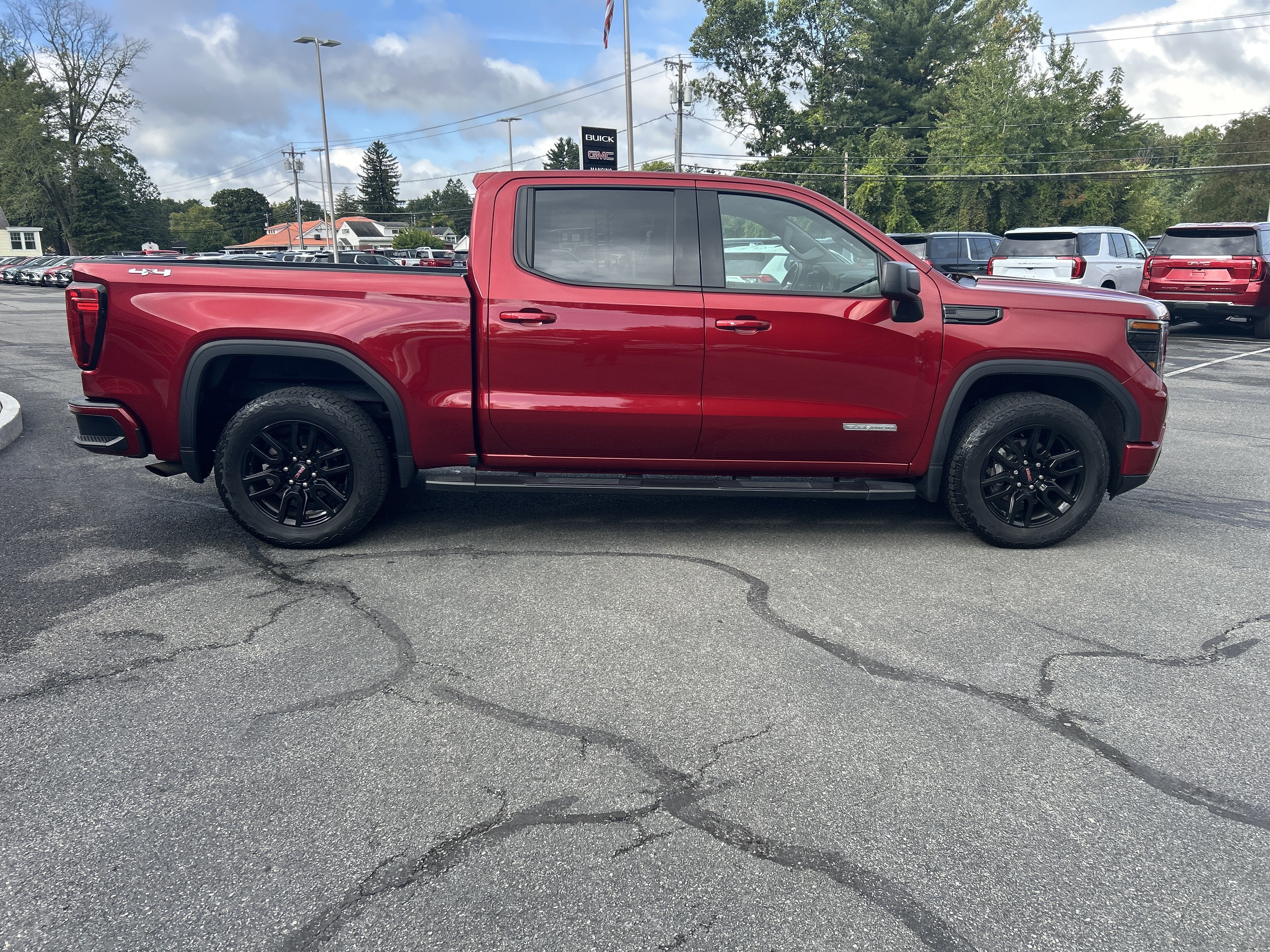 2022 GMC Sierra 1500 Elevation