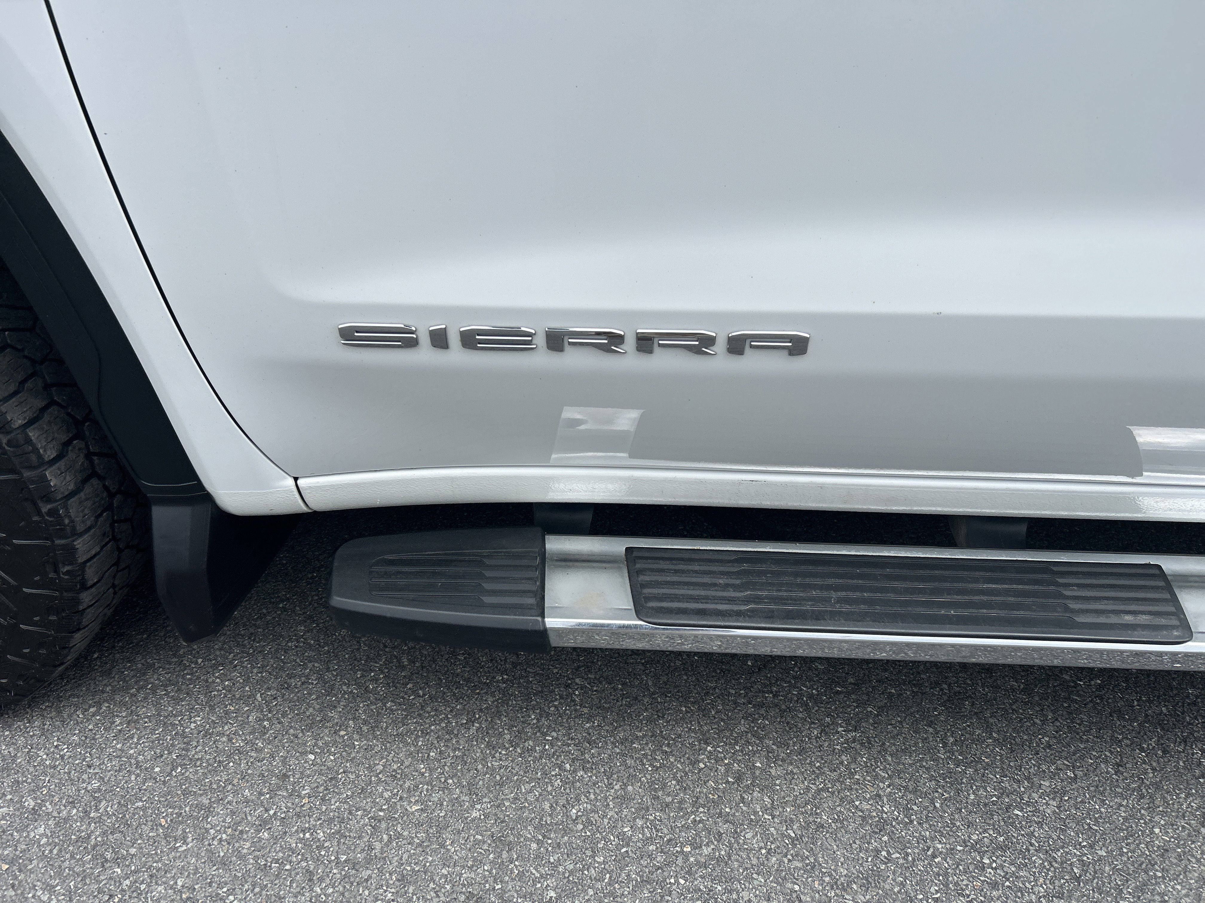 2020 GMC Sierra 1500 SLE