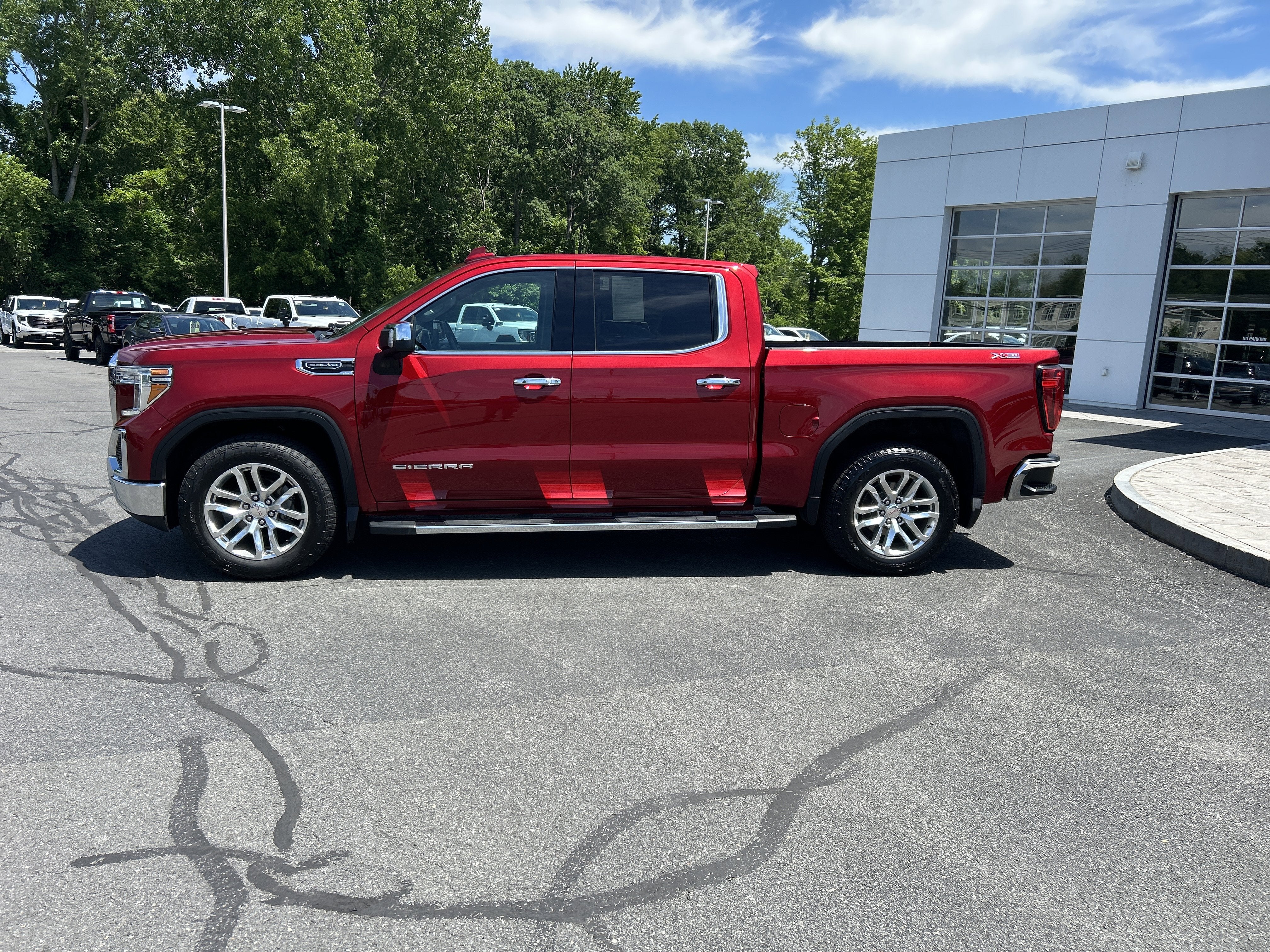 2021 GMC Sierra 1500 SLT