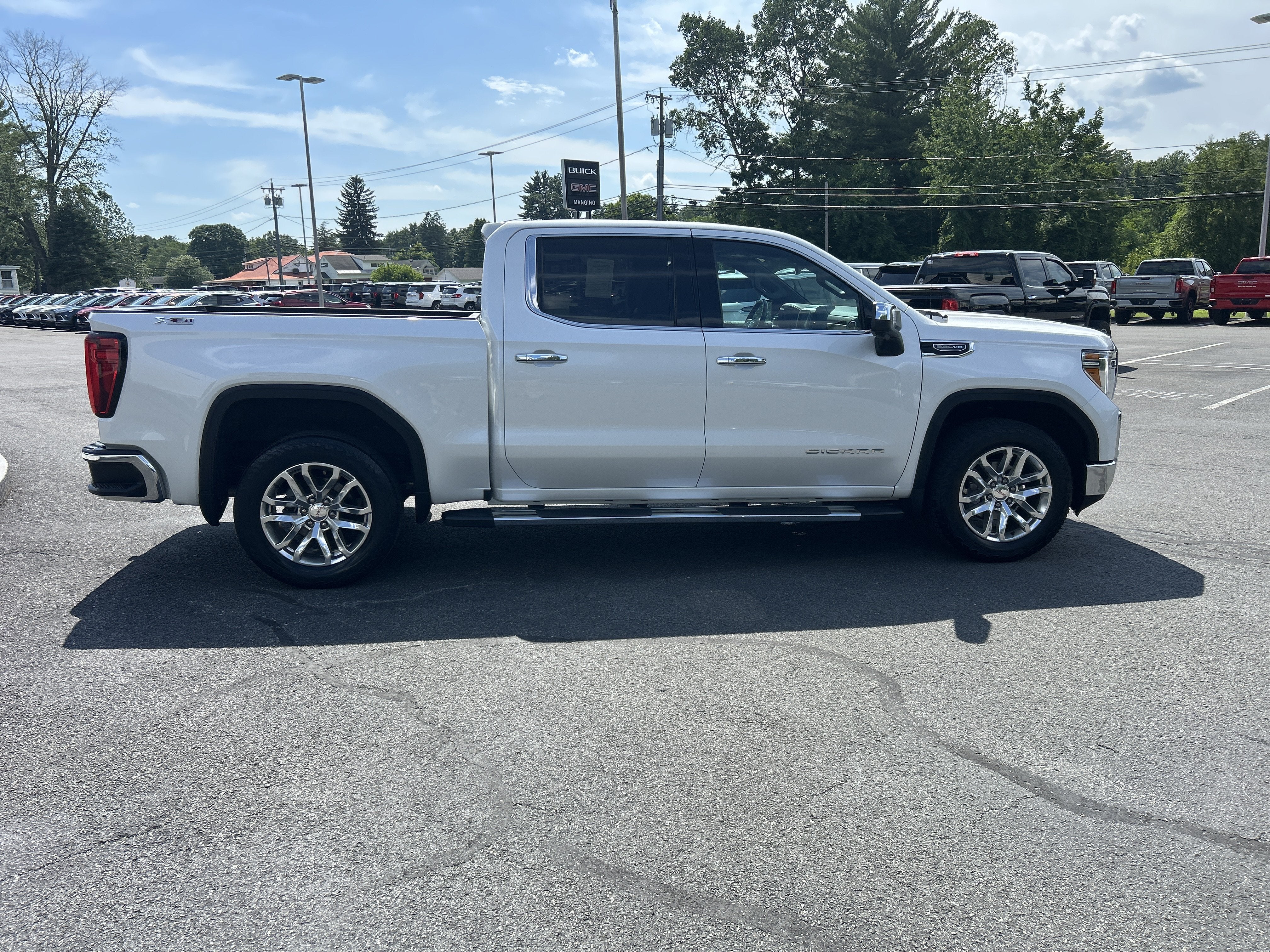 2021 GMC Sierra 1500 SLT