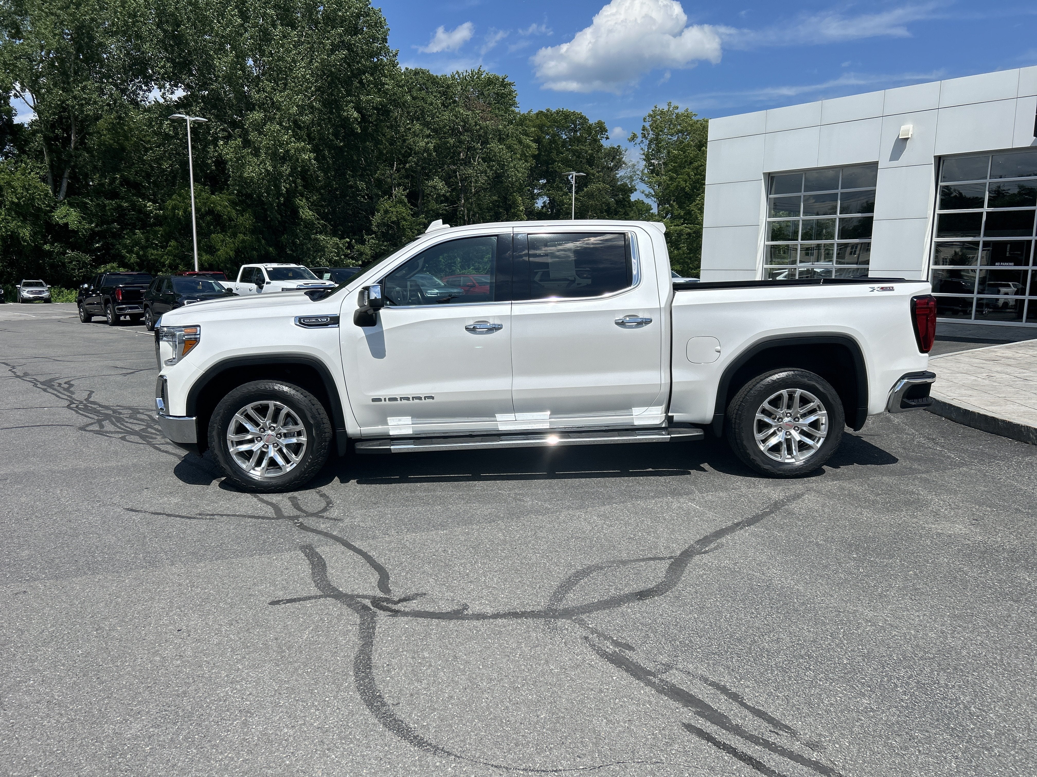 2021 GMC Sierra 1500 SLT