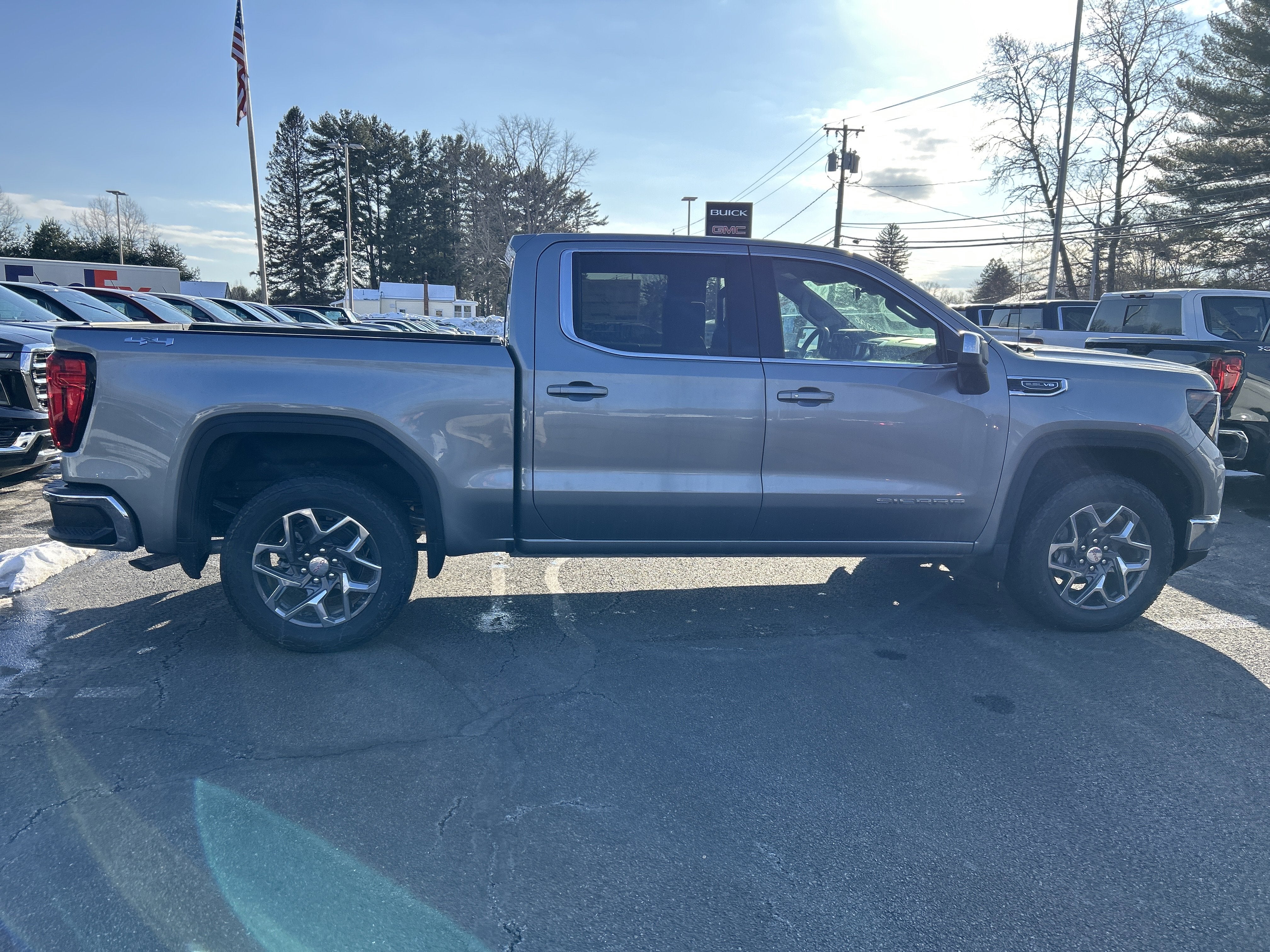 2026 GMC Sierra 1500 SLE