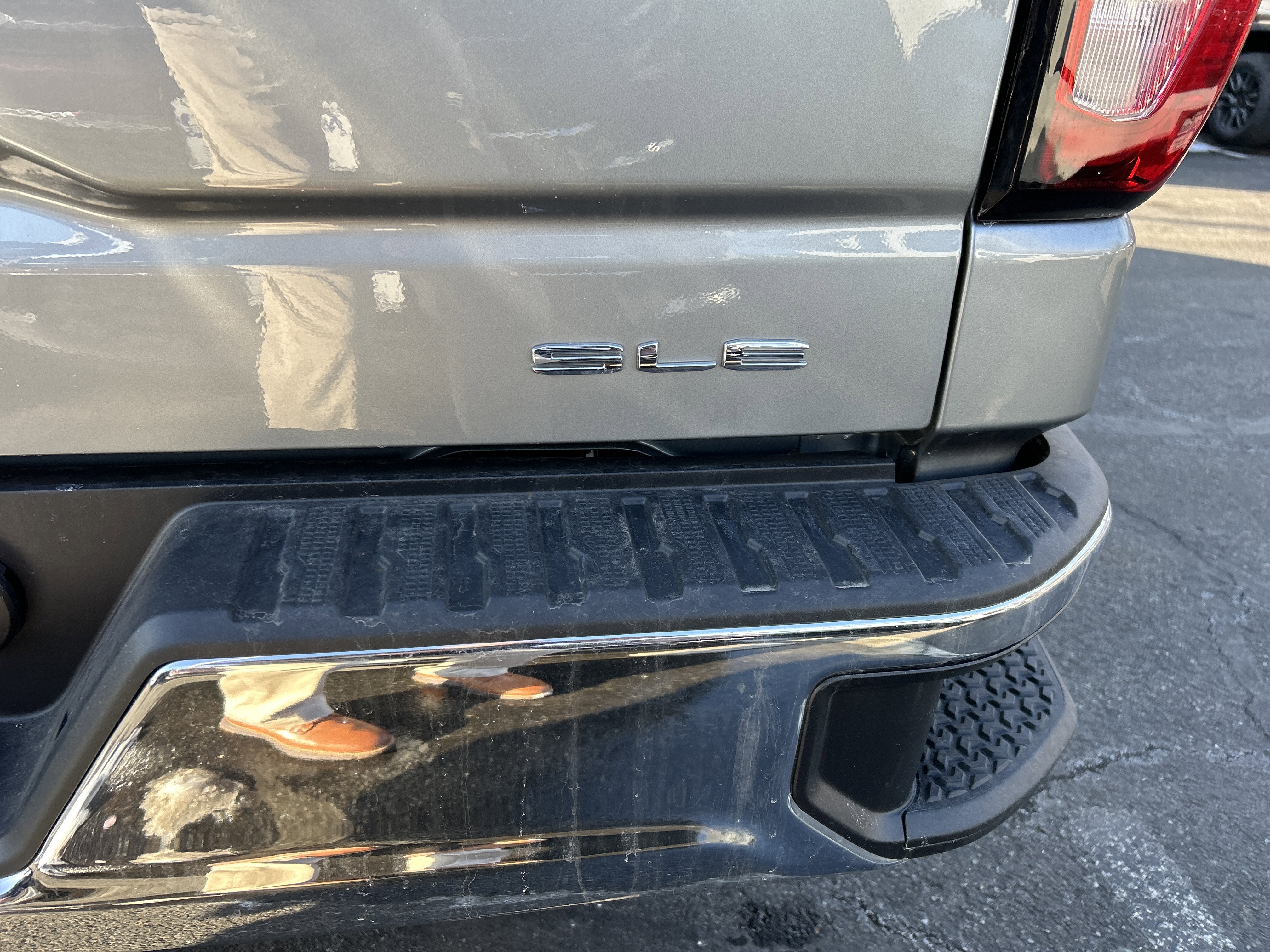 2026 GMC Sierra 1500 SLE