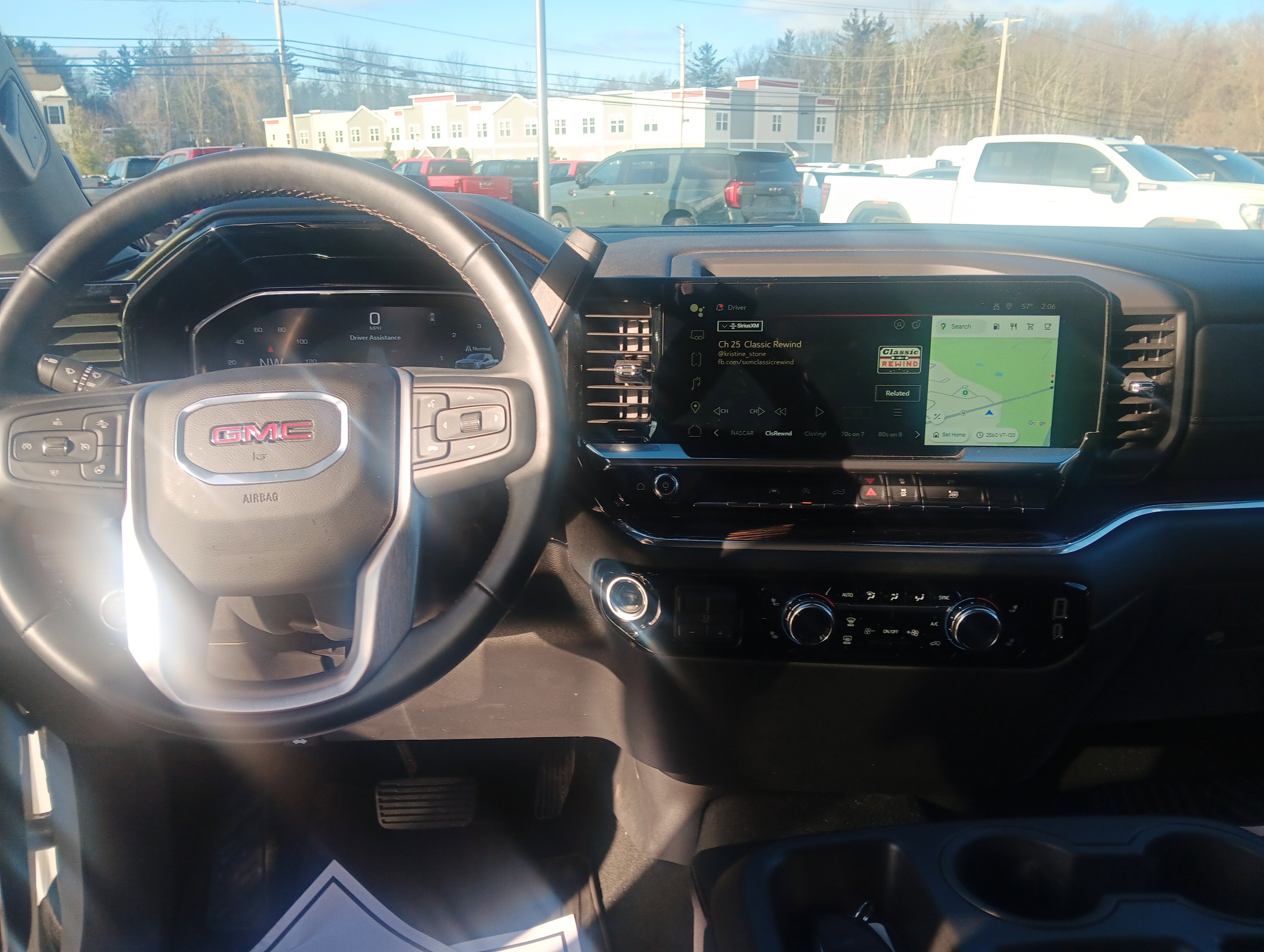 2024 GMC Sierra 1500 SLE