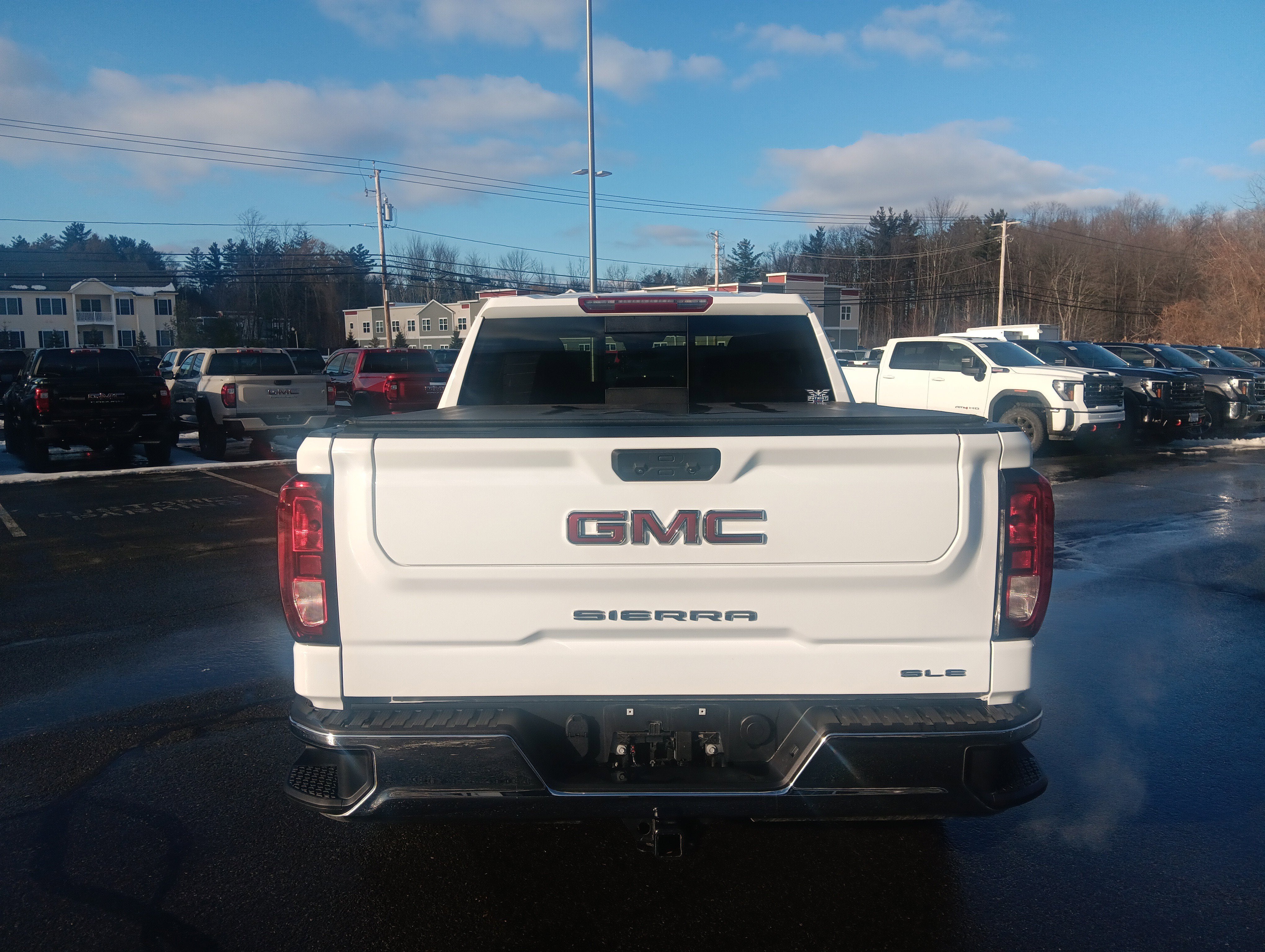 2024 GMC Sierra 1500 SLE