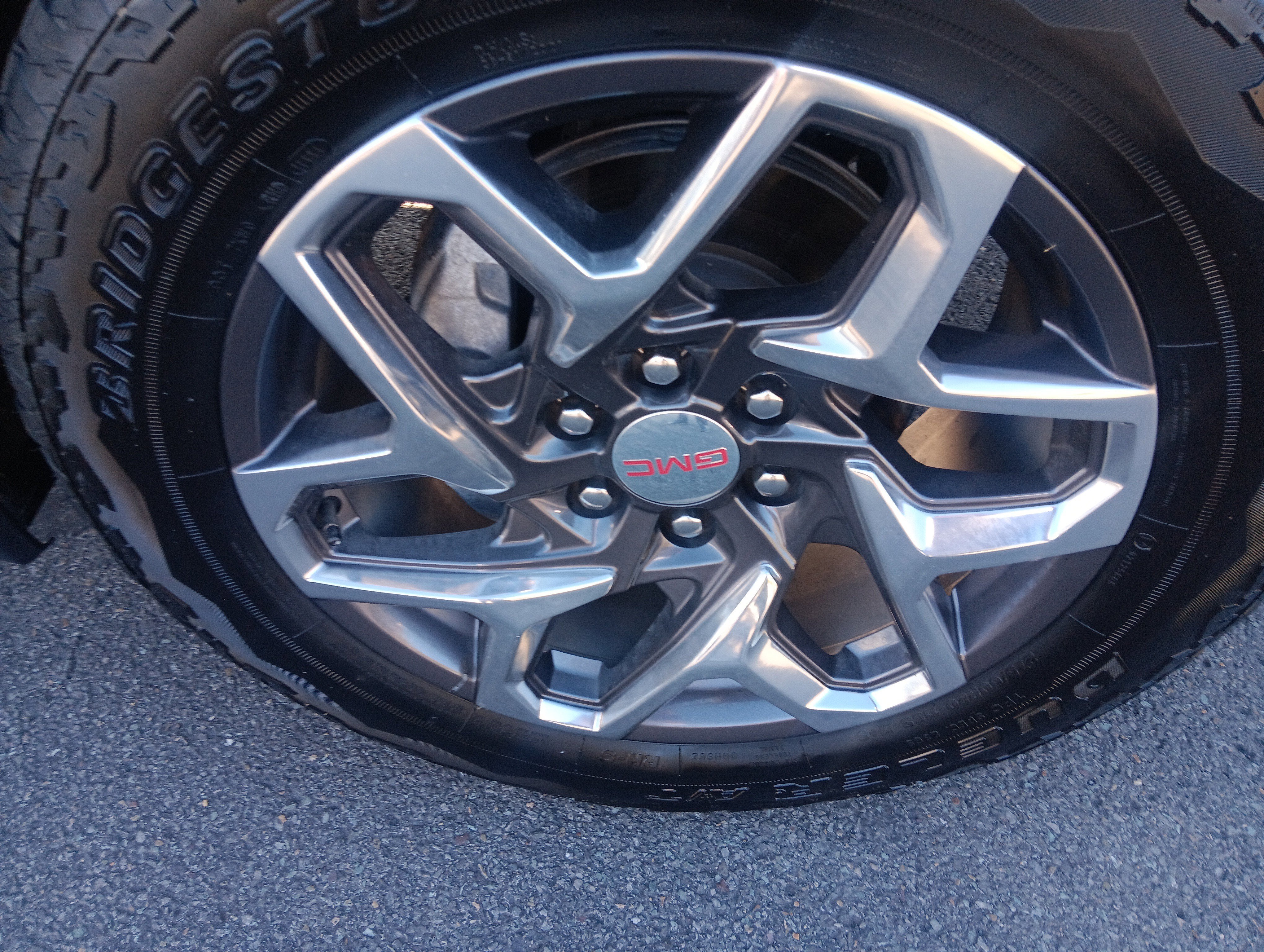 2025 GMC Sierra 1500 SLE