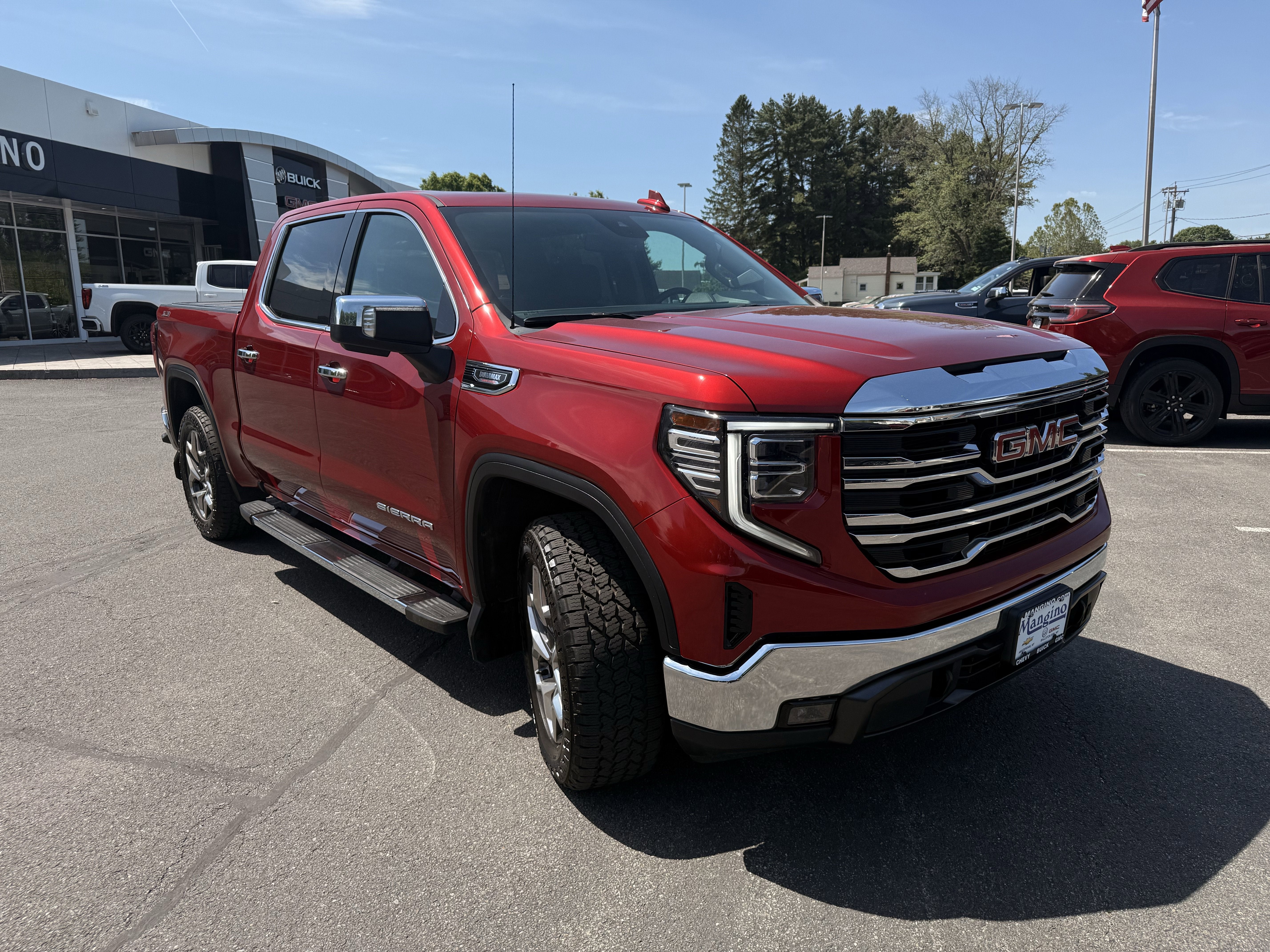 2023 GMC Sierra 1500 SLT