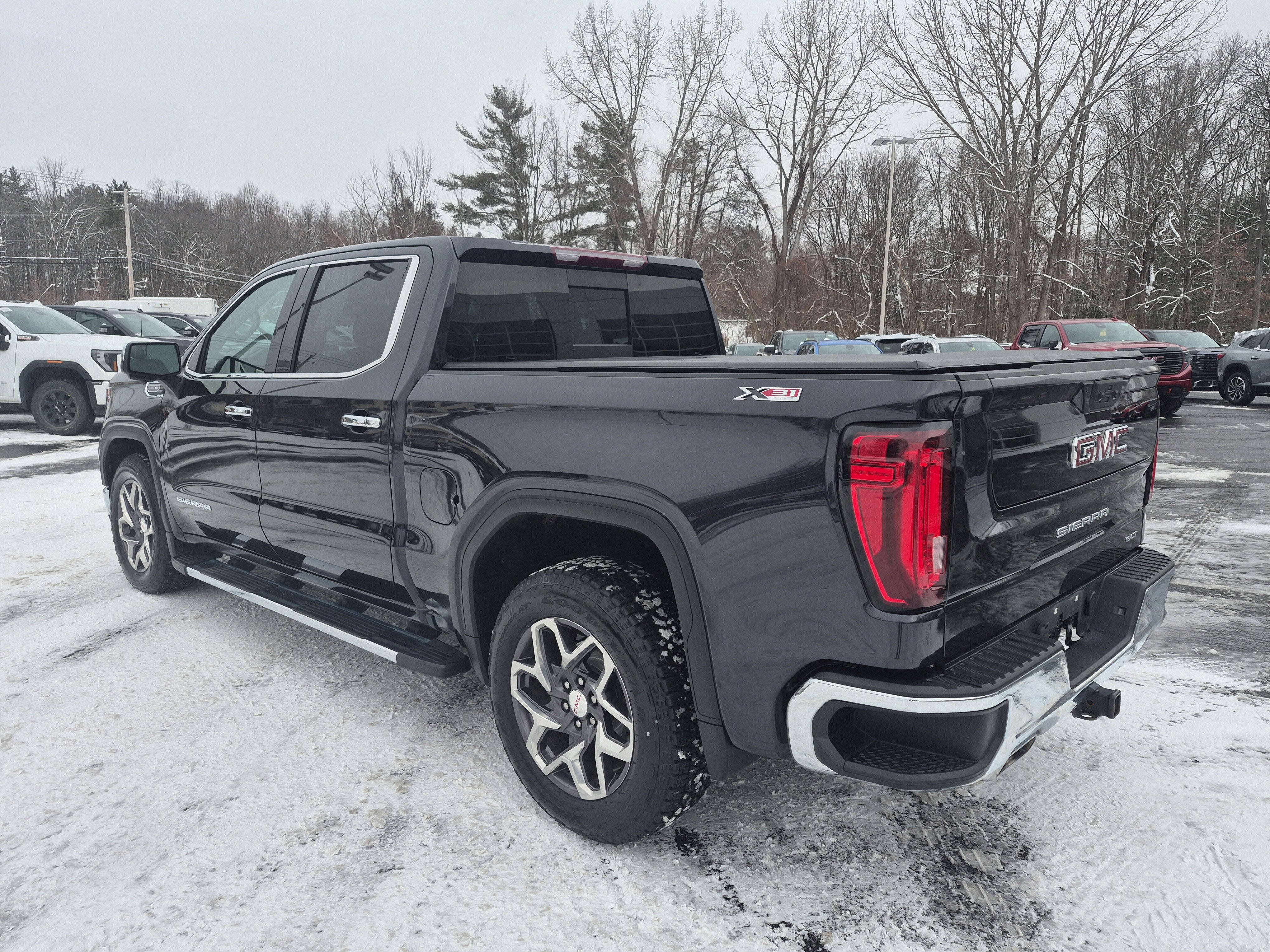 2023 GMC Sierra 1500 SLT