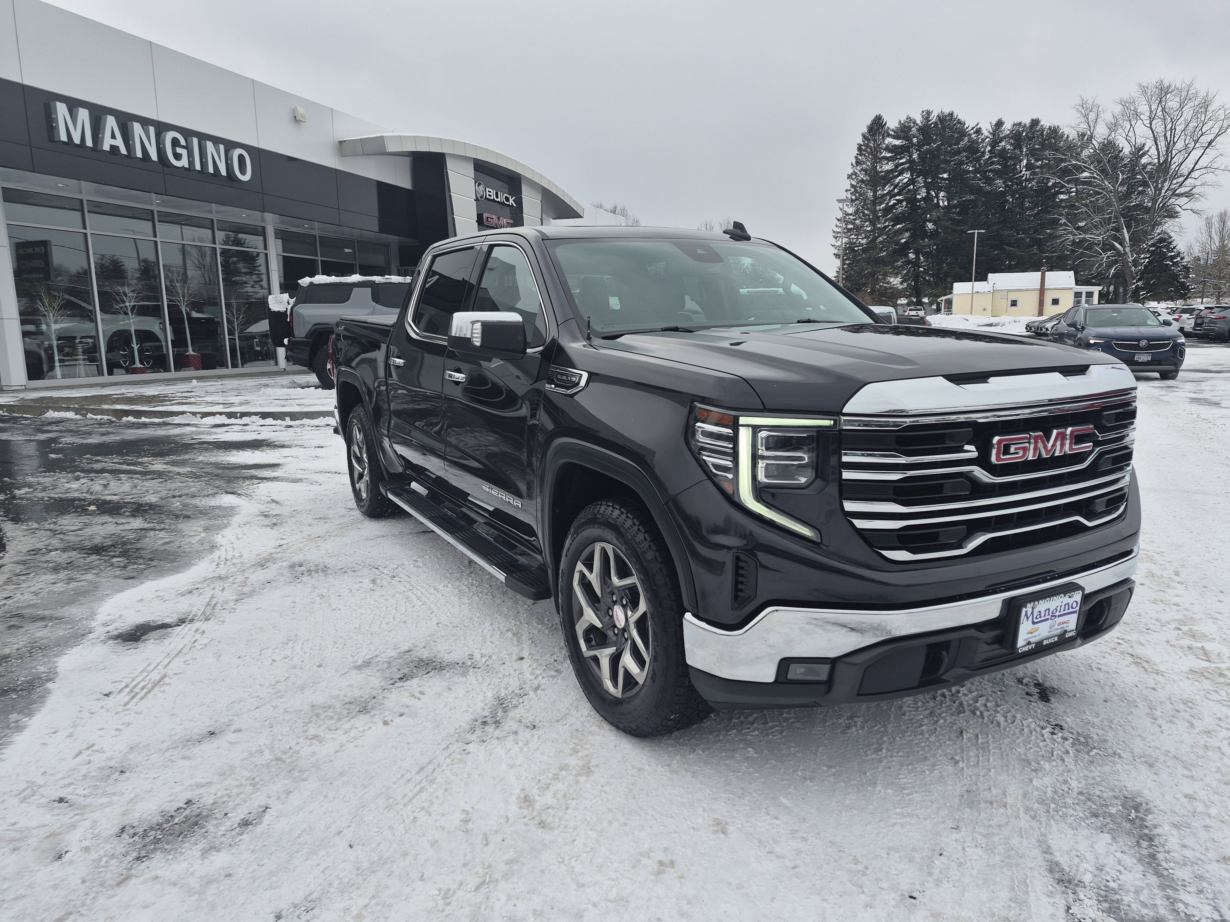 2023 GMC Sierra 1500 SLT