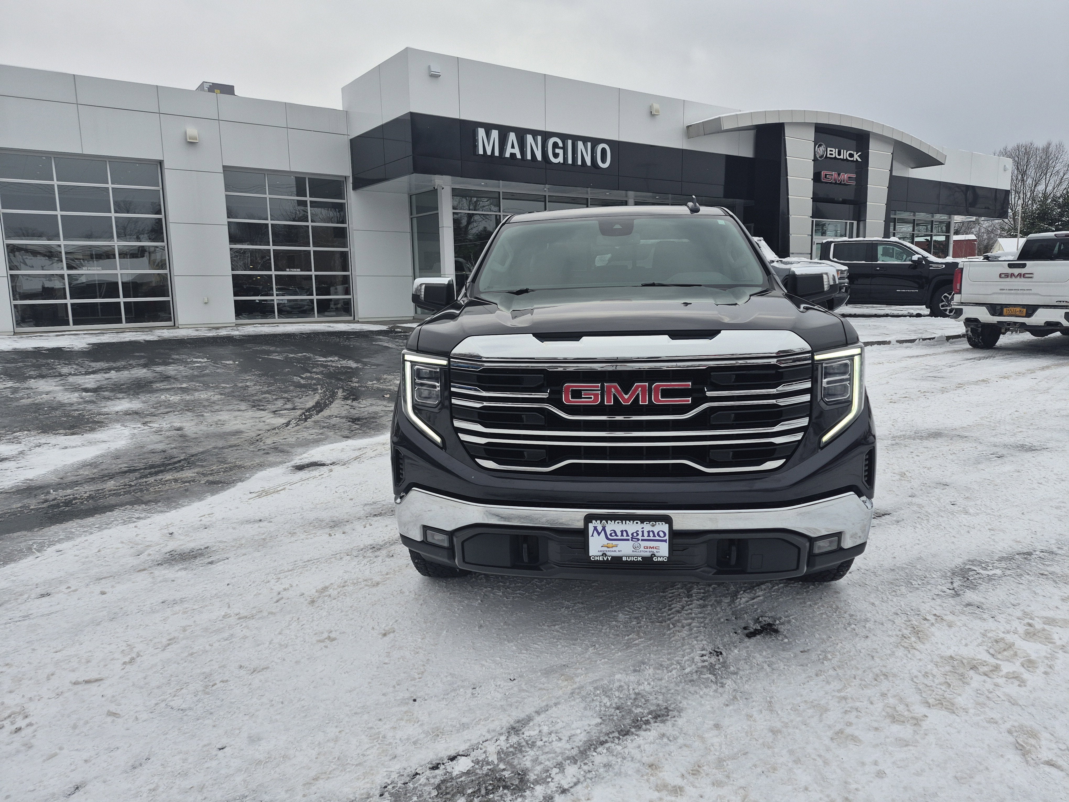 2023 GMC Sierra 1500 SLT