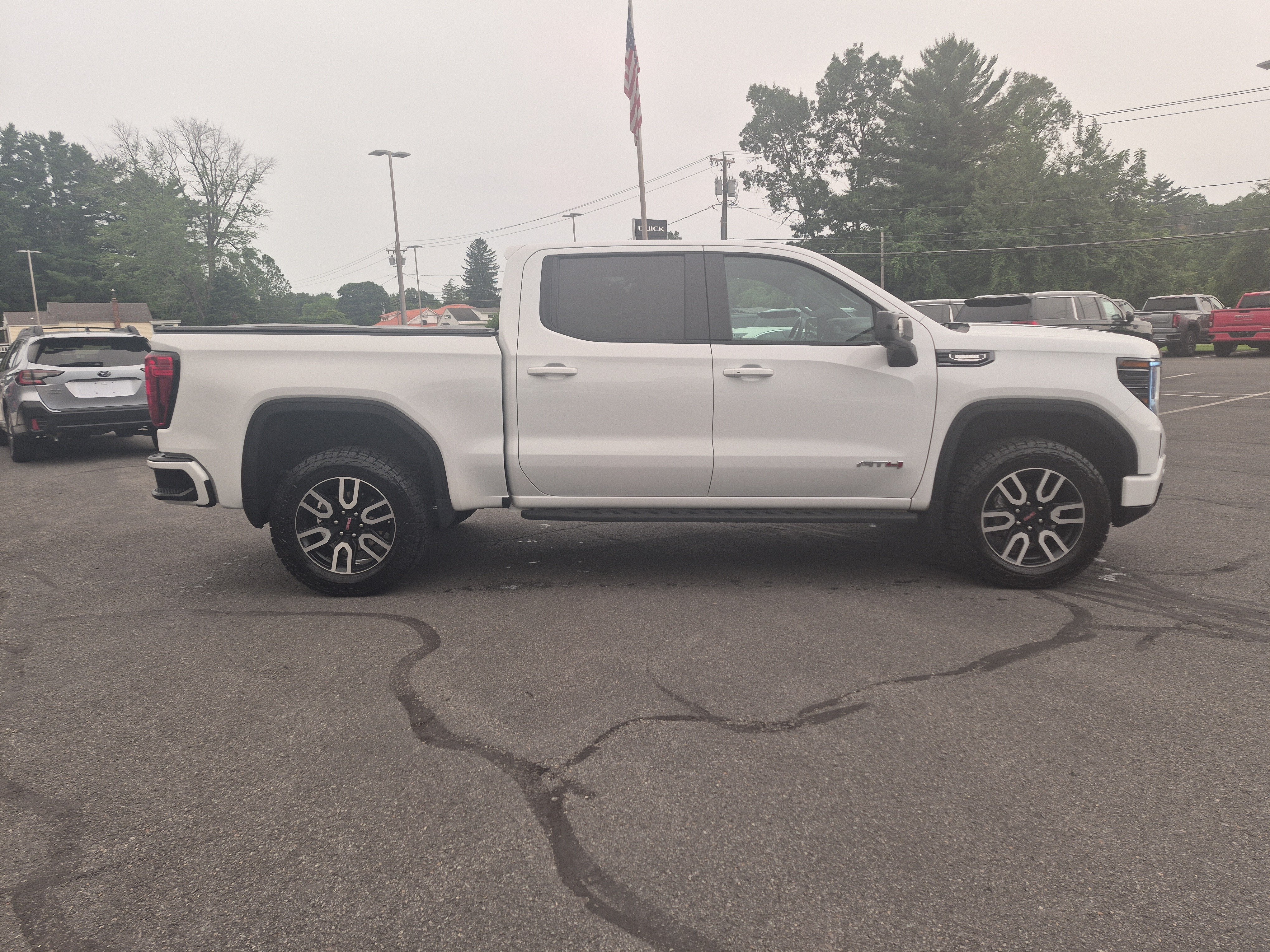 2023 GMC Sierra 1500 AT4