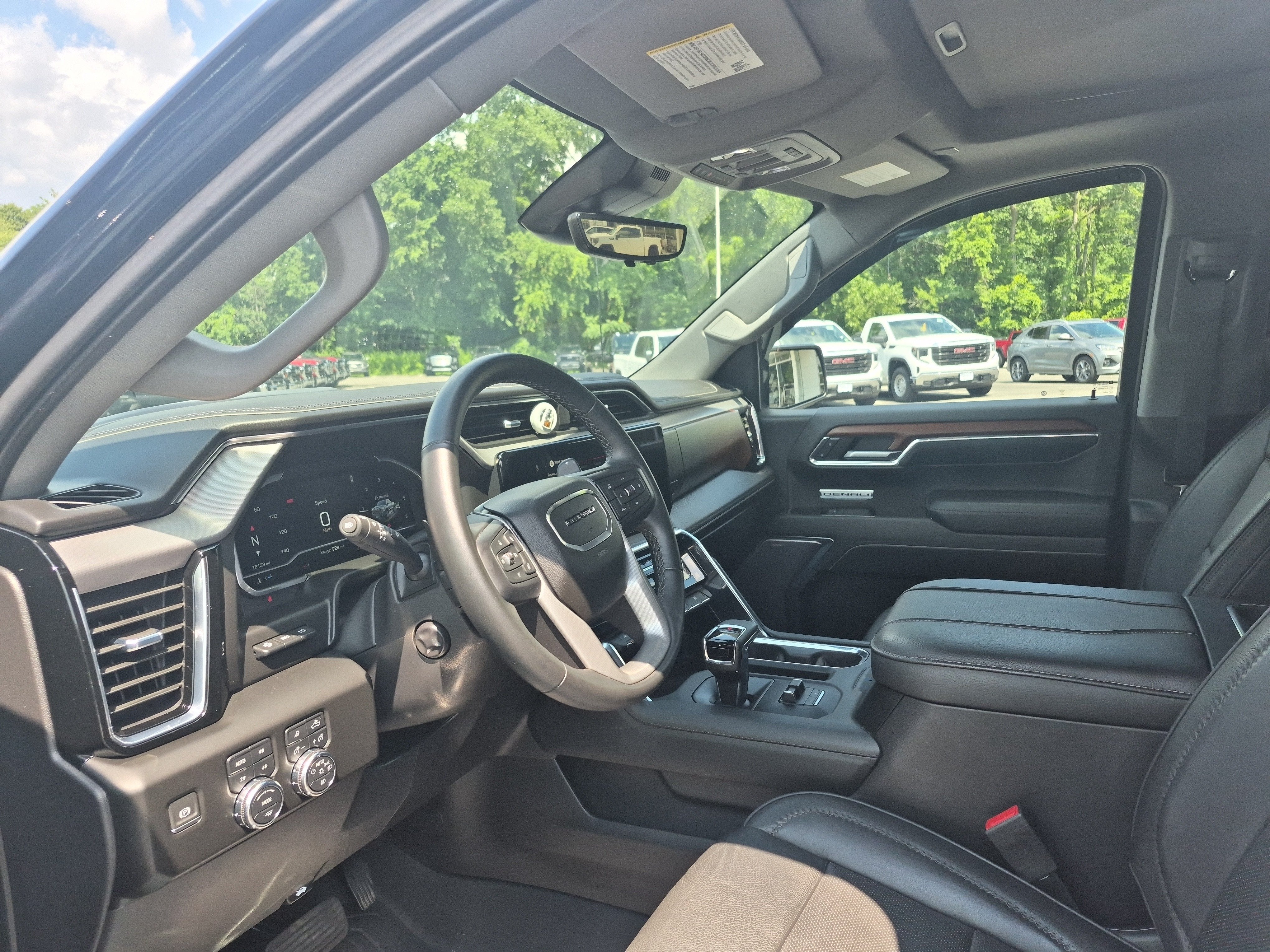 2023 GMC Sierra 1500 Denali