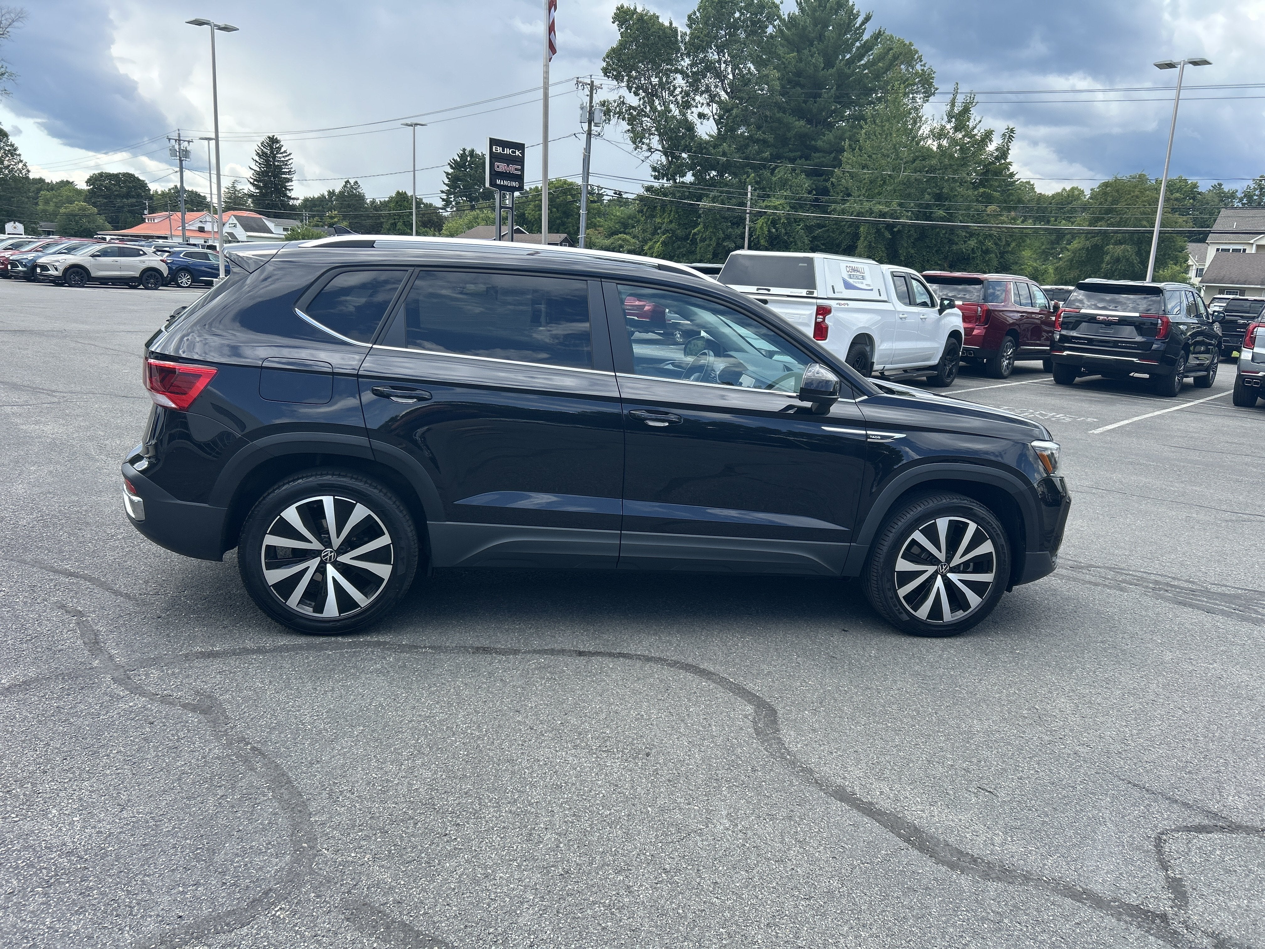2022 Volkswagen Taos 1.5T SE