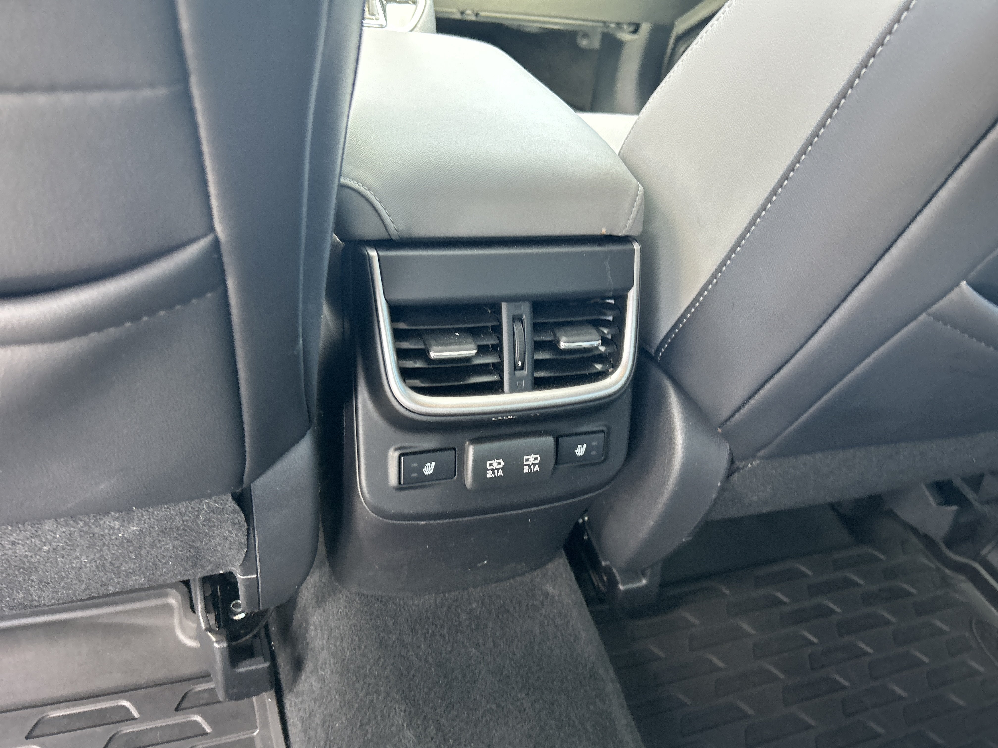 2022 Subaru Legacy Limited XT