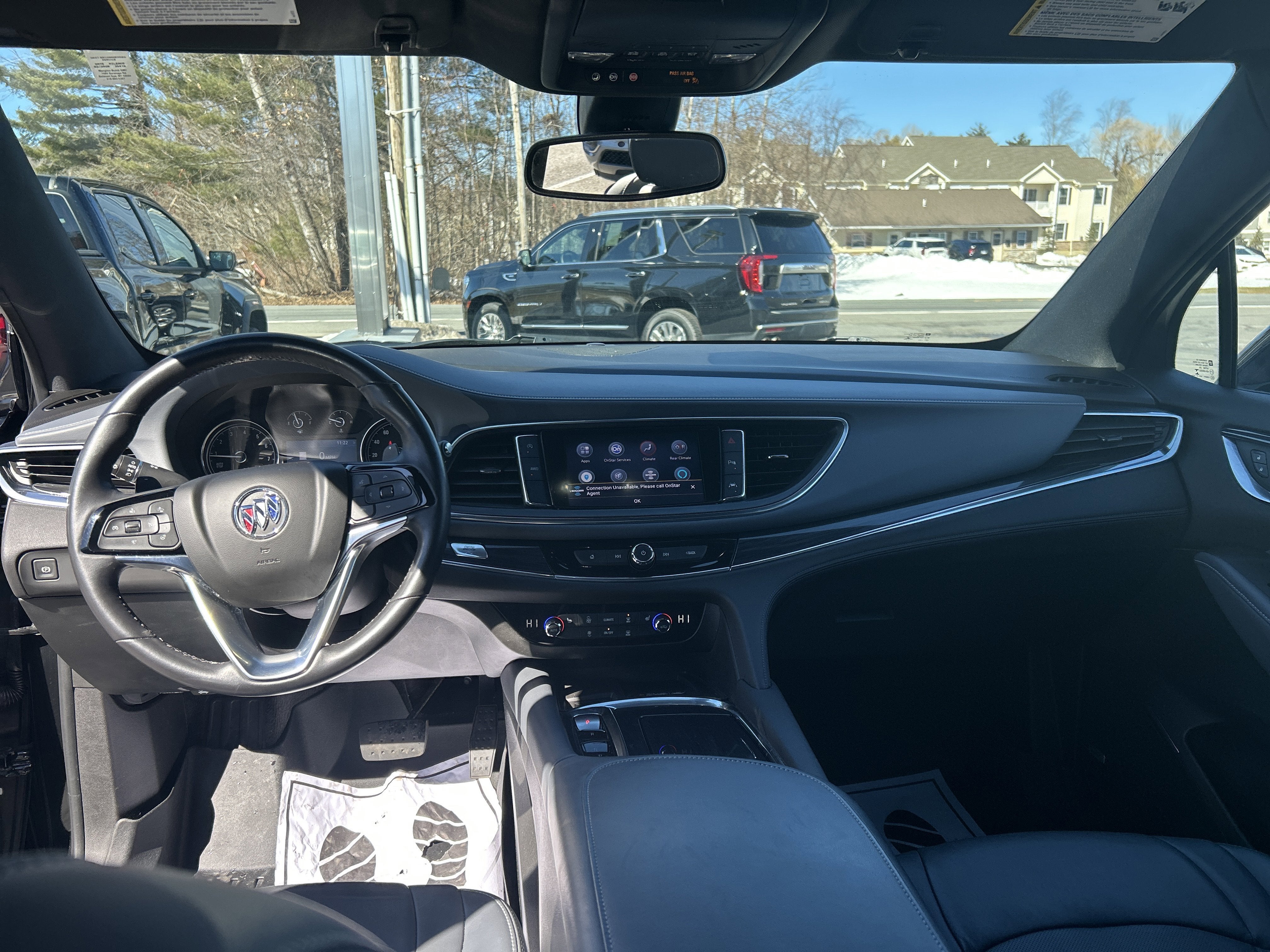 2022 Buick Enclave Essence