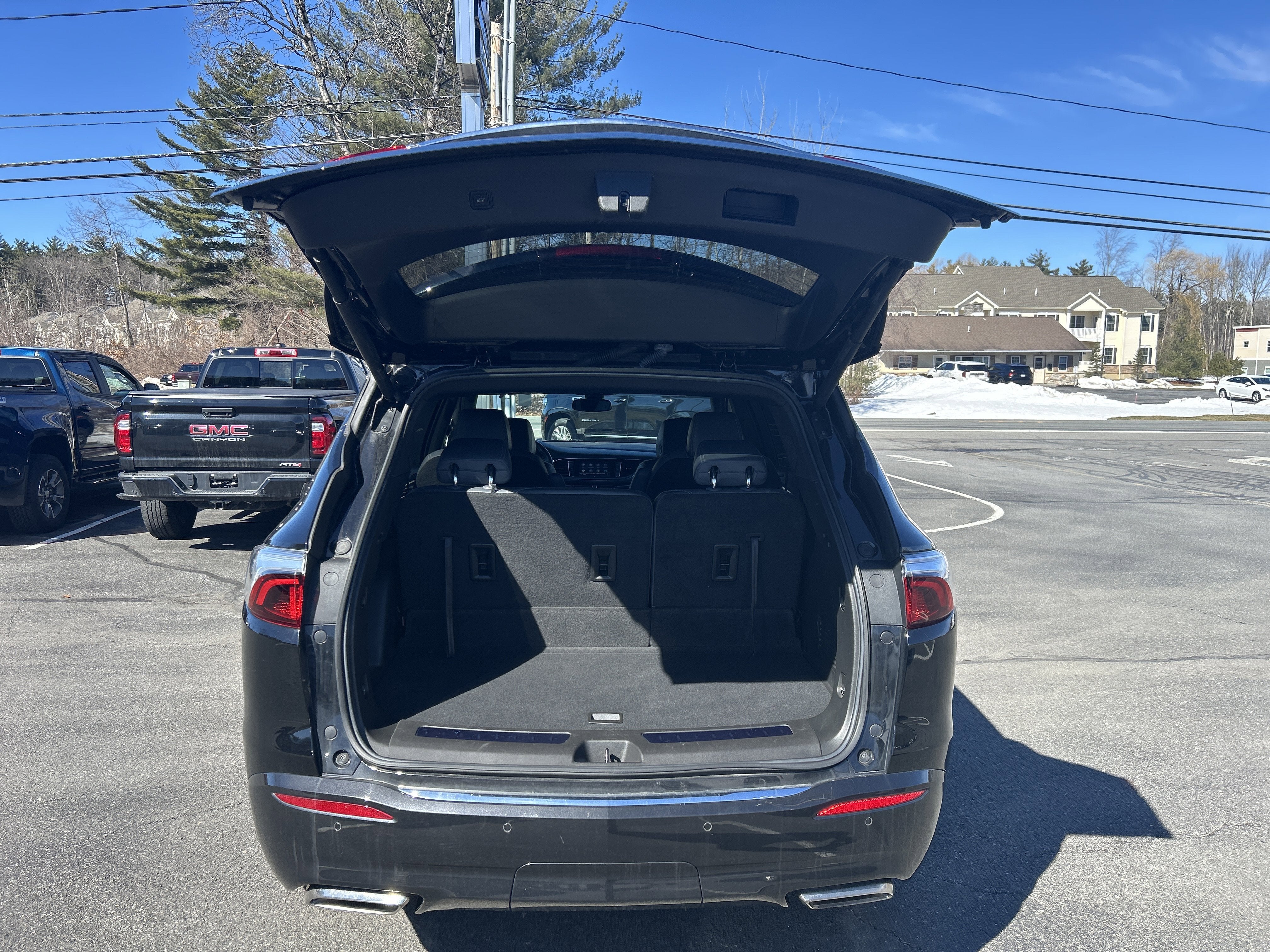 2022 Buick Enclave Essence