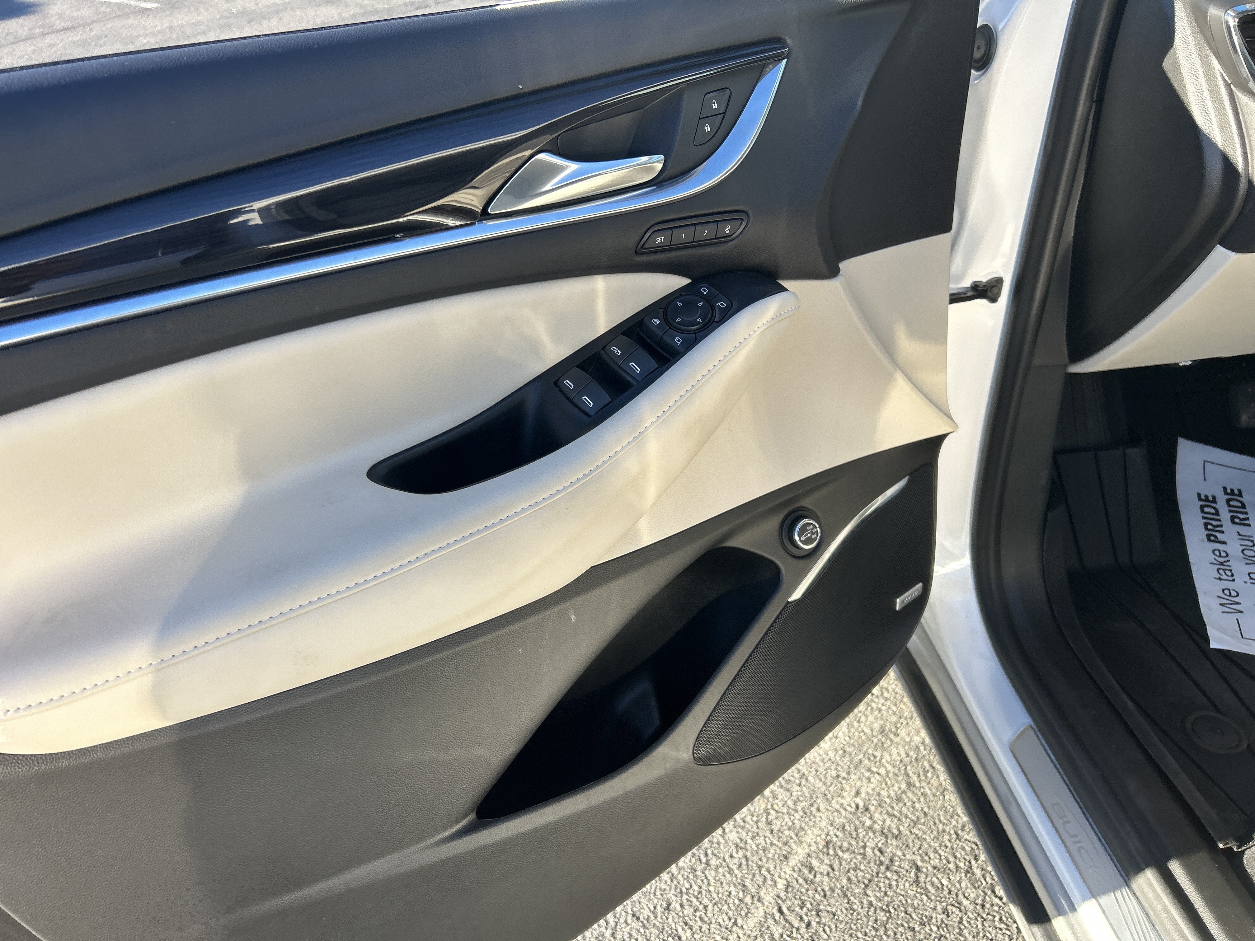 2024 Buick Enclave Premium