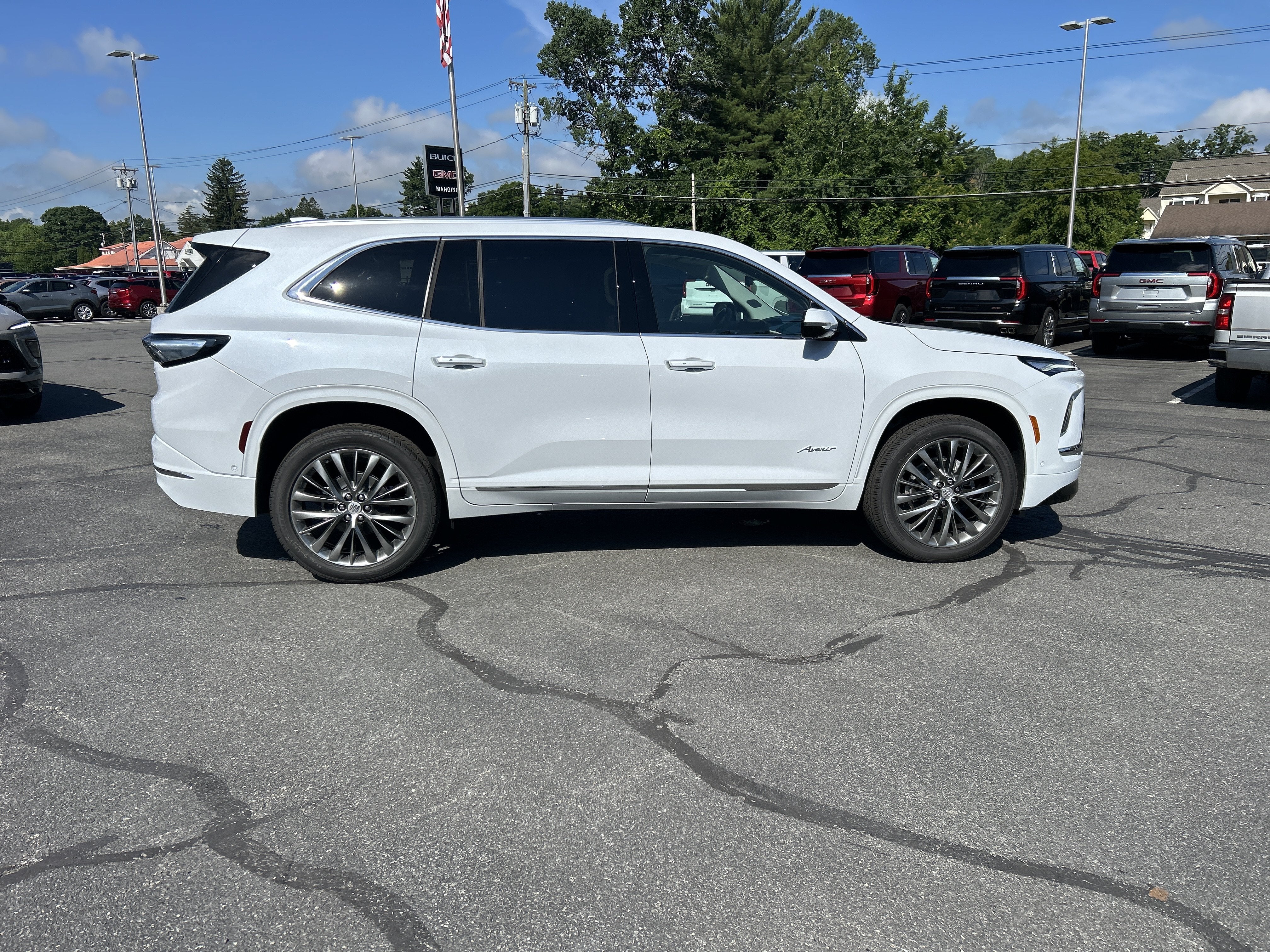 2026 Buick Enclave Avenir