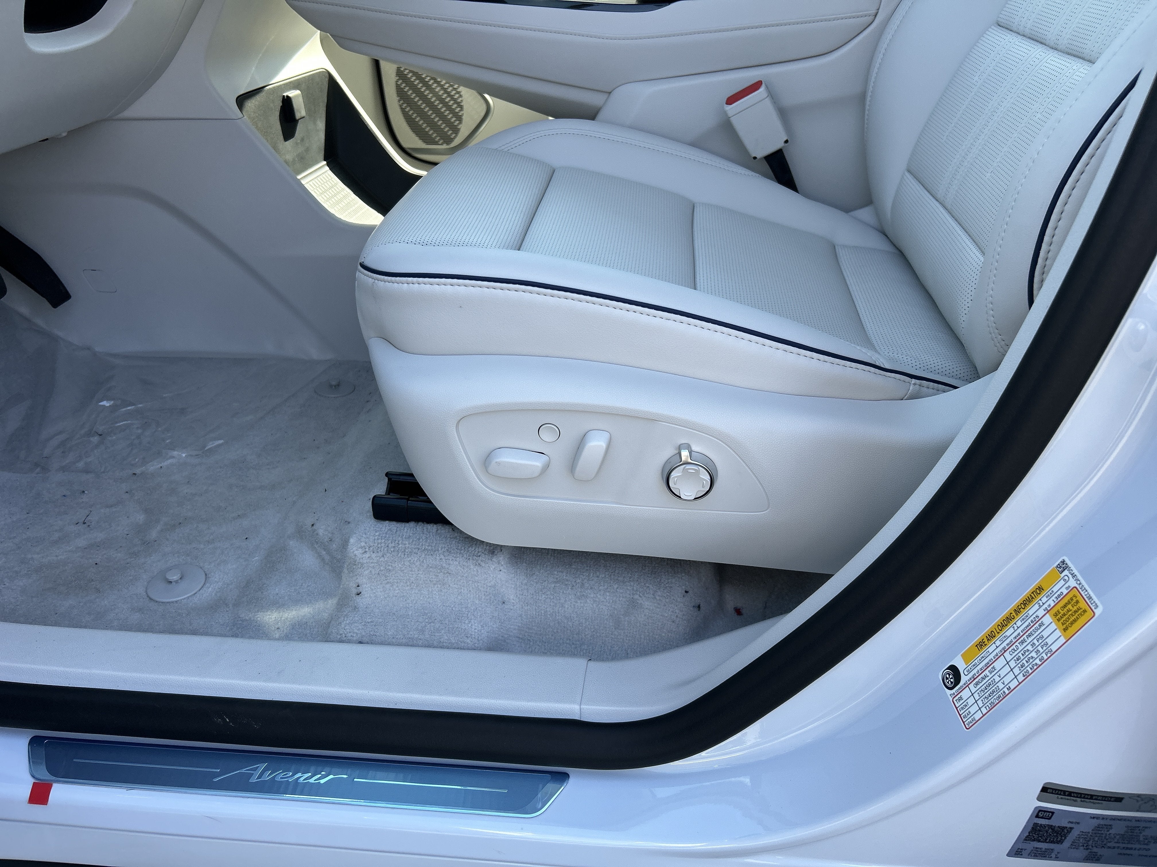 2026 Buick Enclave Avenir