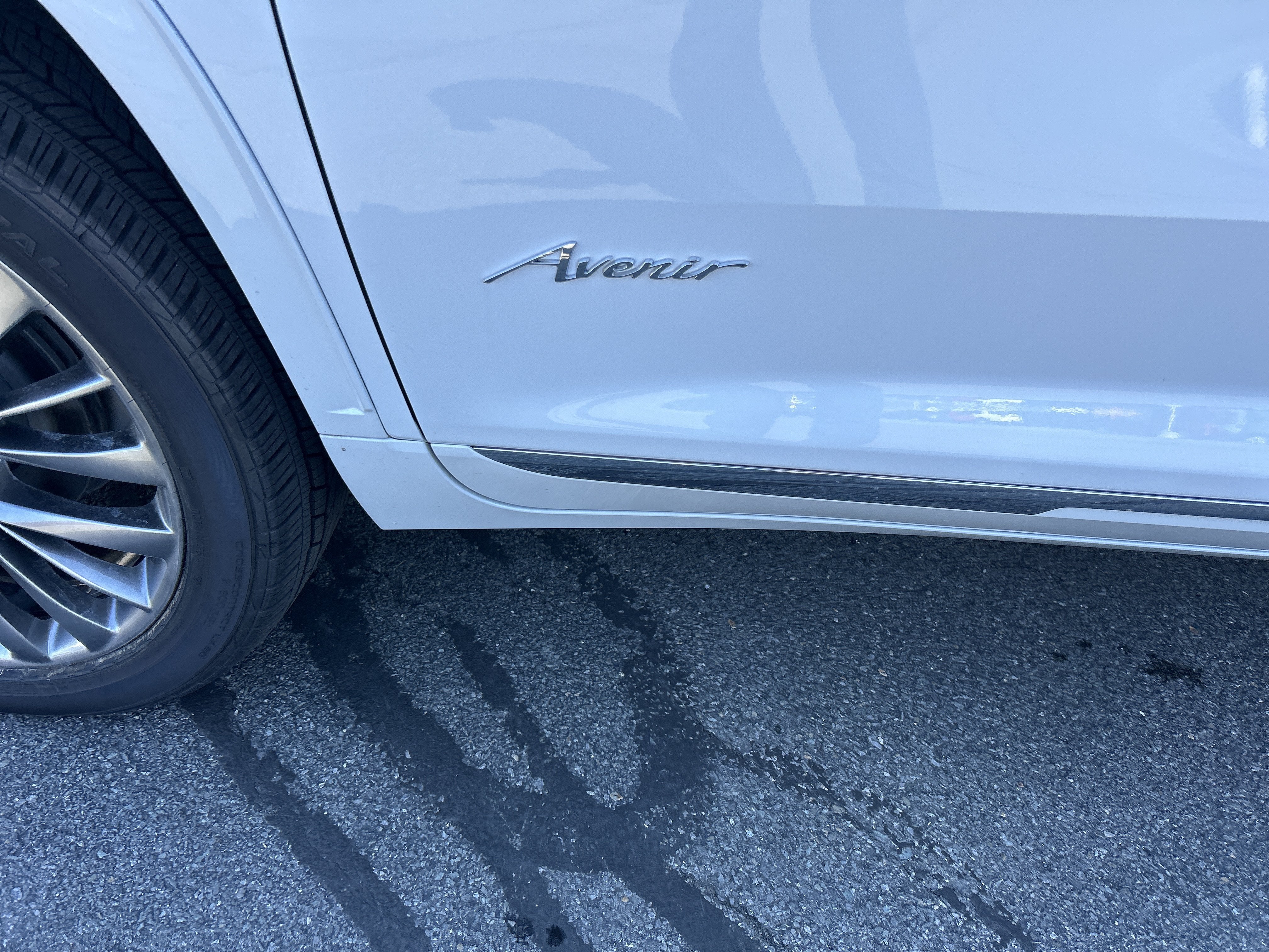 2026 Buick Enclave Avenir