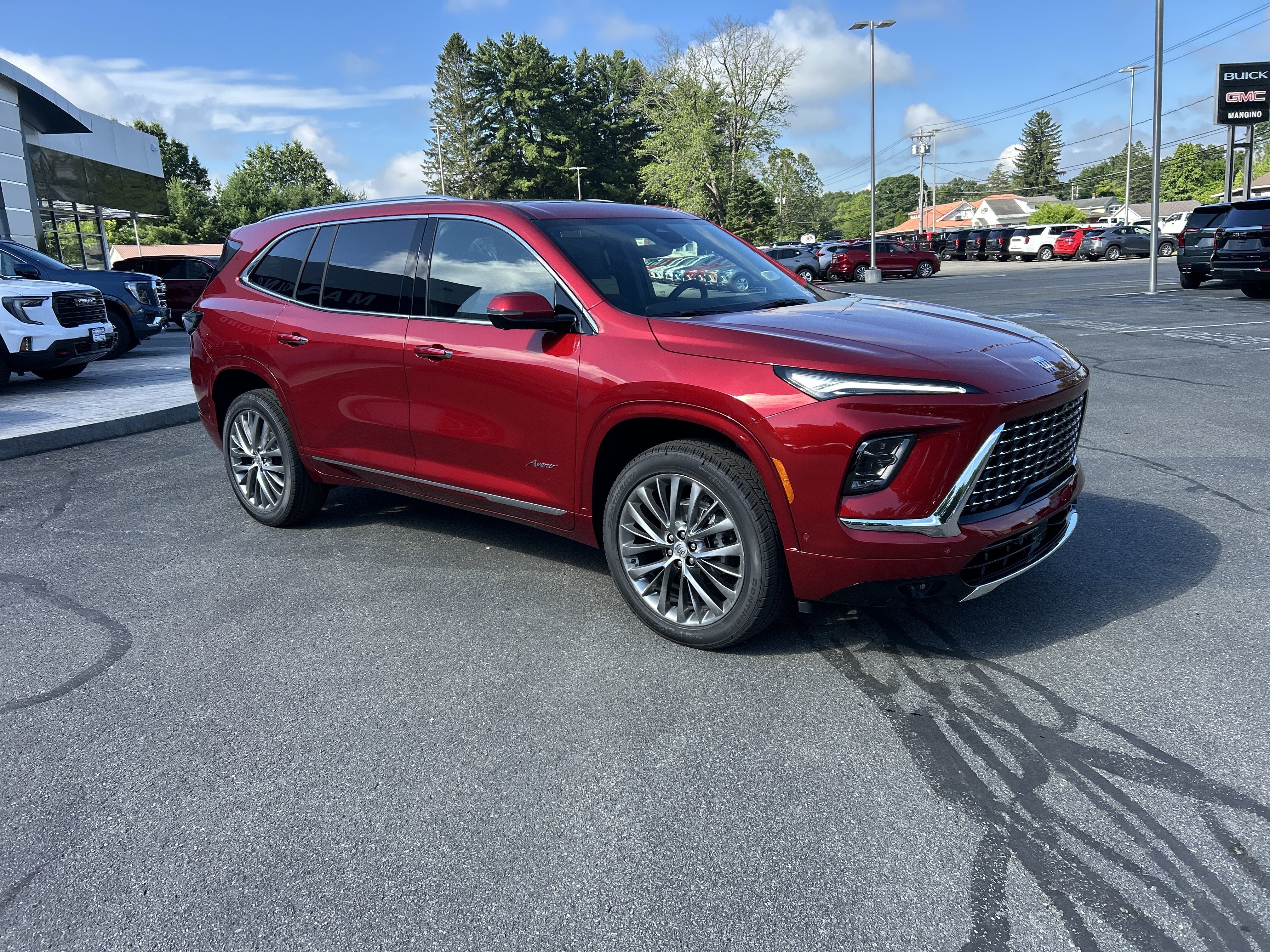 2026 Buick Enclave Avenir