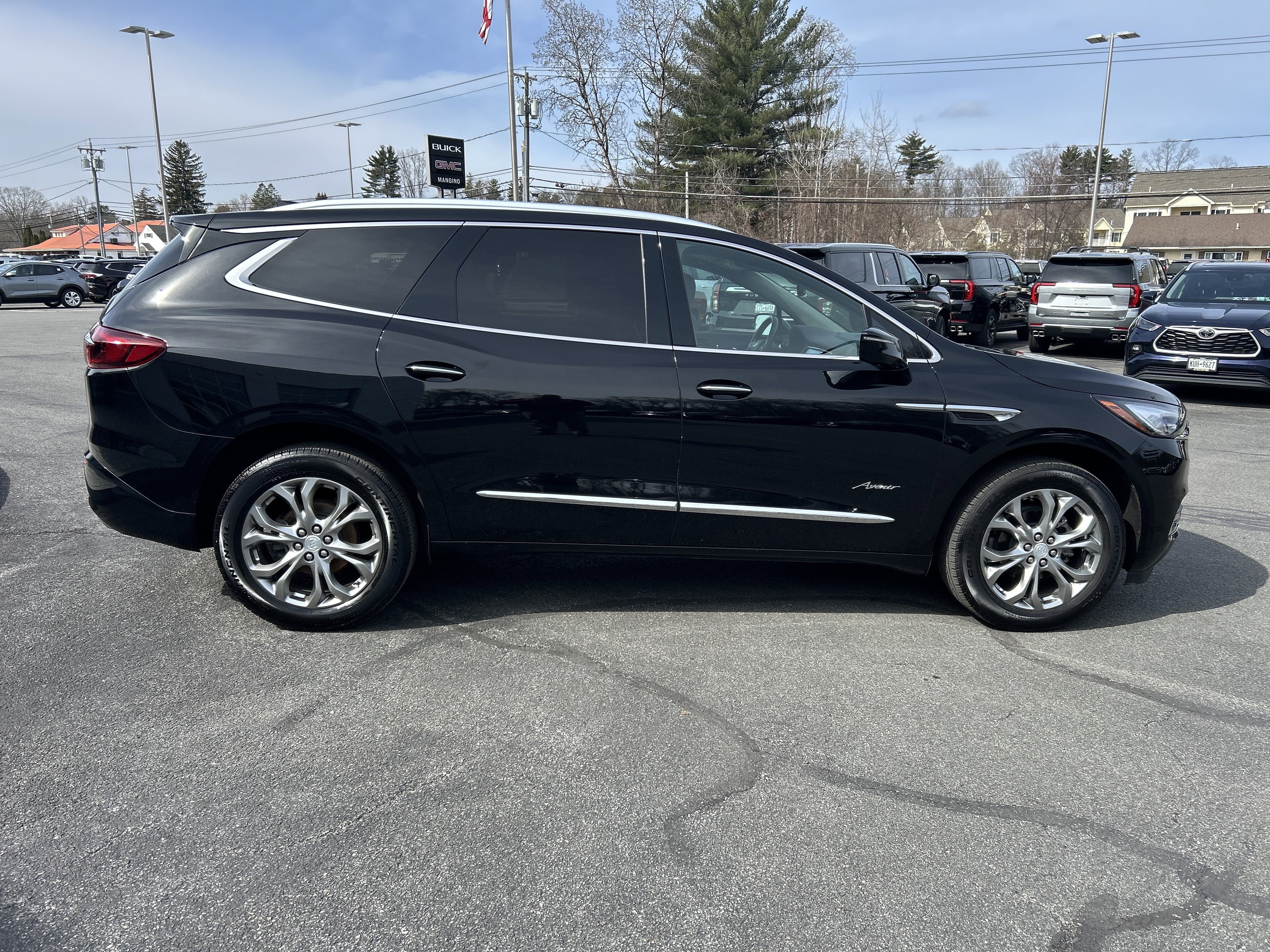 2021 Buick Enclave Avenir