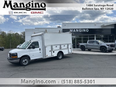 2026 GMC Savana Cutaway 3500 1WT