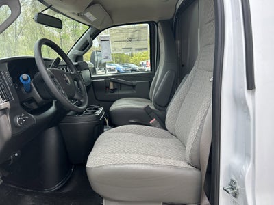 2026 GMC Savana Cutaway 3500 1WT