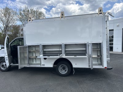 2026 GMC Savana Cutaway 3500 1WT
