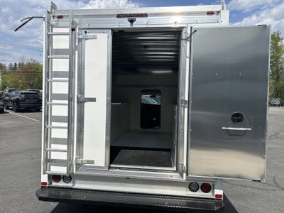 2026 GMC Savana Cutaway 3500 1WT