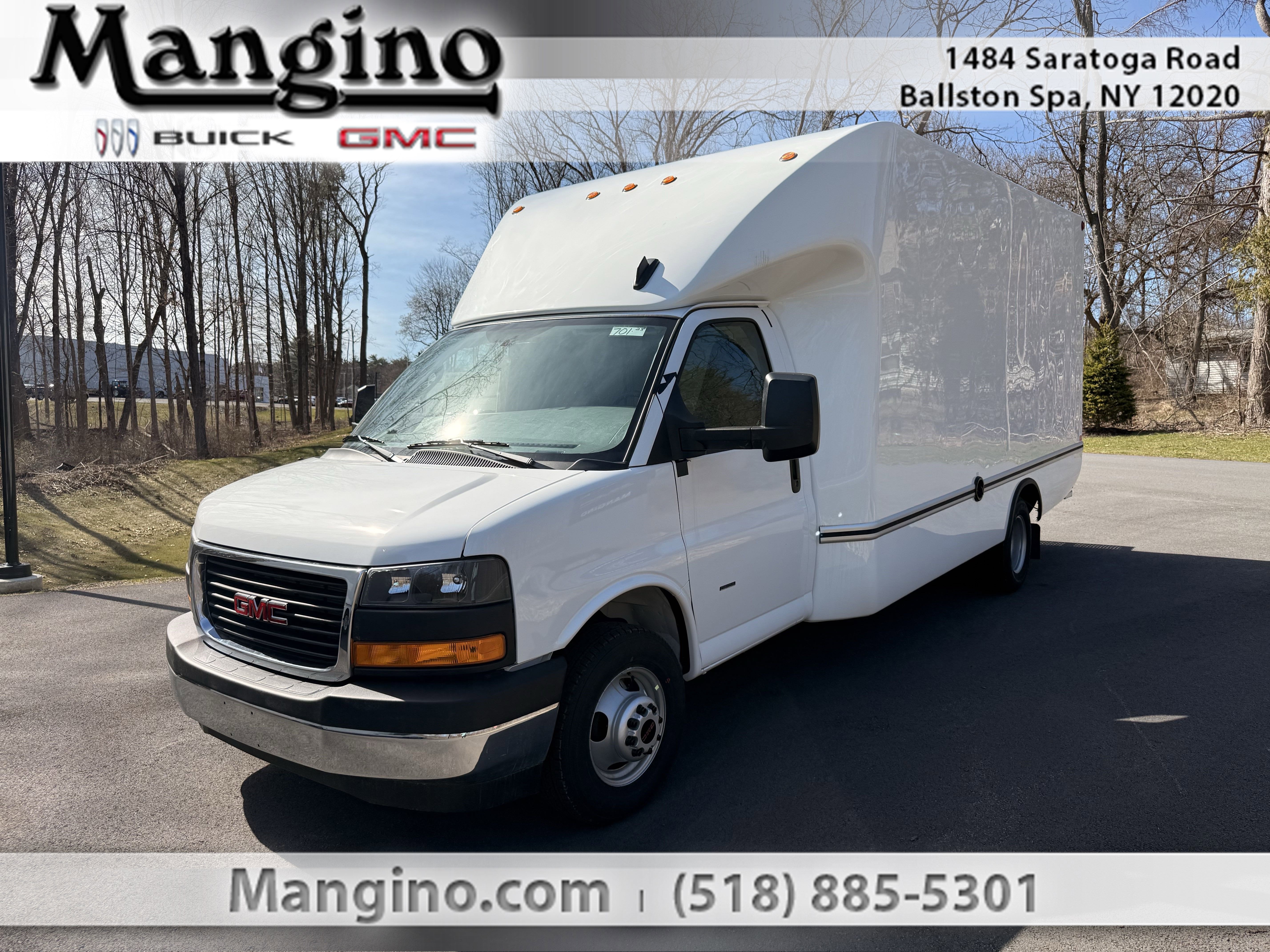 2025 GMC Savana Cutaway 3500 1WT