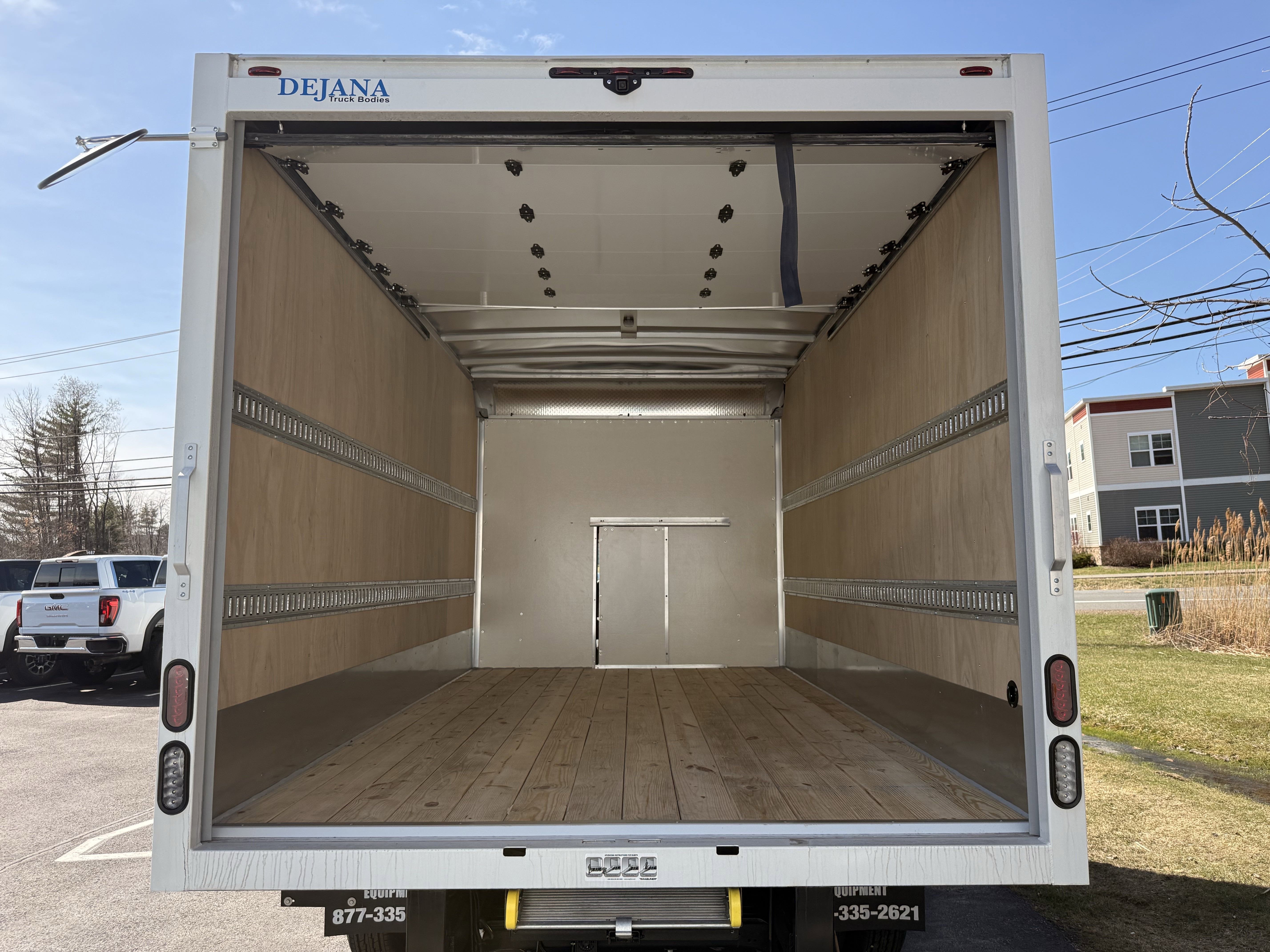 2025 GMC Savana Cutaway 4500 2WT